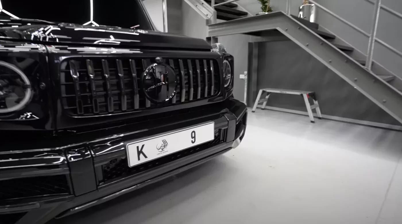 How much is Ulugbek Maksumov's "K 9" Dubai car number plate?