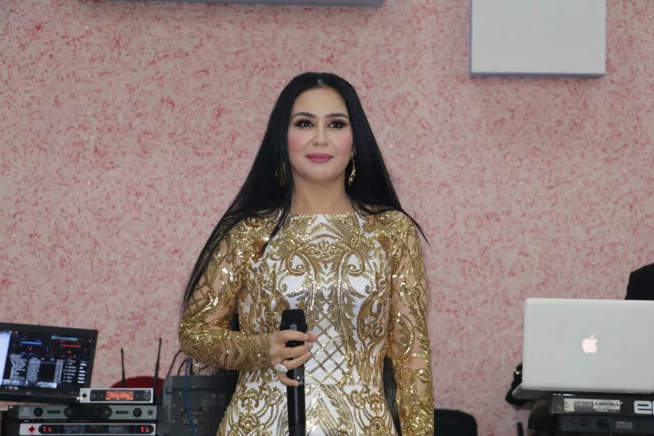 In the weddings of Khorezm, the "birrovi" is the most expensive singer Feruza Jumaniyozova, who is 41 years old