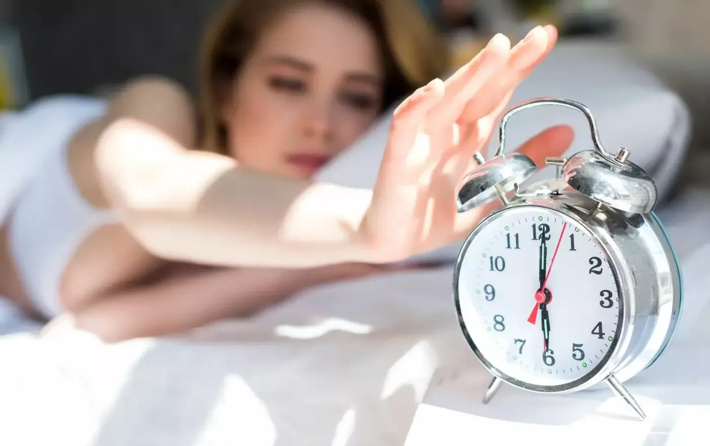 5 reasons for waking up without energy: how to get rid of morning fatigue?