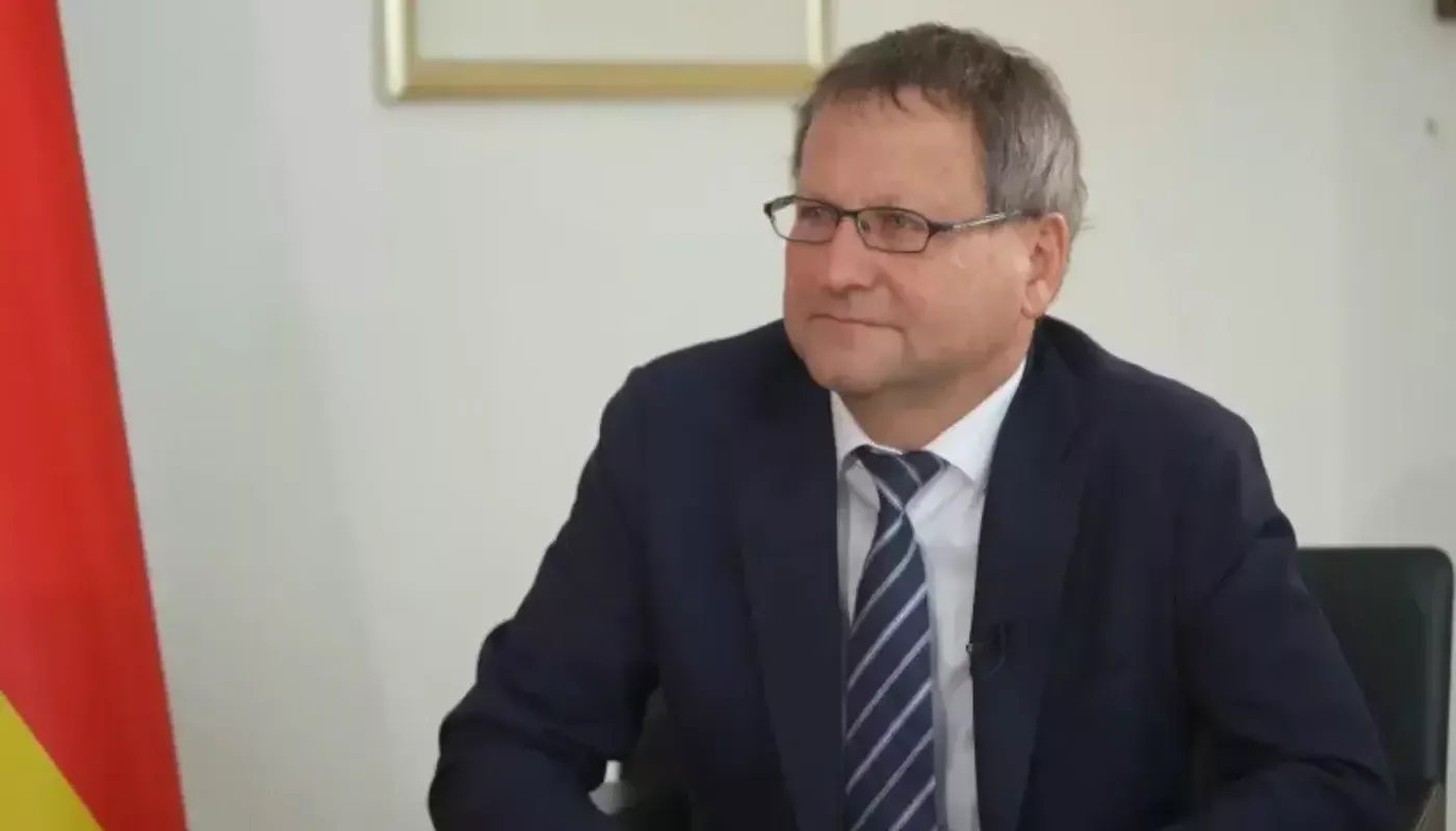 Germaniya elchisi: “Germaniyaga faqat malakali mutaxassislar kerak, noqonuniy muhojirlar emas”