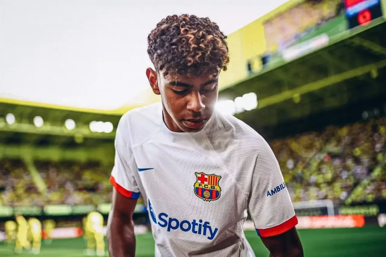 Ronaldino: “Messi tarixi ortidan Yamal yurish boshladi”