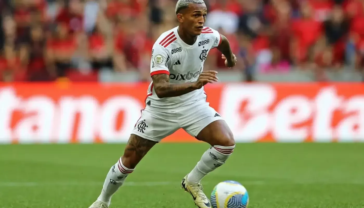 “Siti” is strengthening with young Brazilian Uesli: a new star in wing defense!