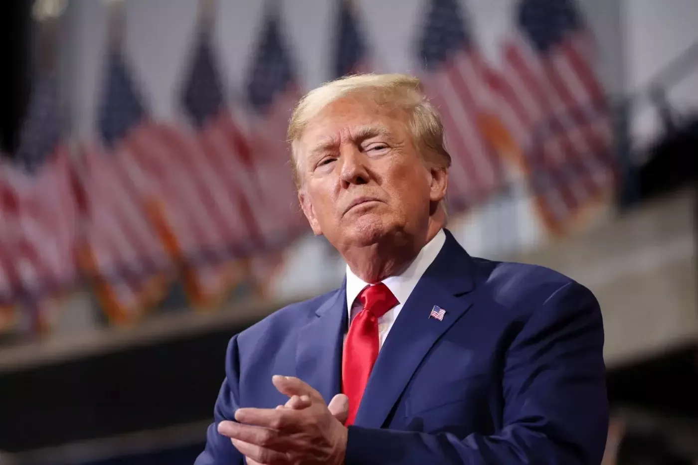Трамп предлагает выделить рекордное количество средств на оборонный бюджет США