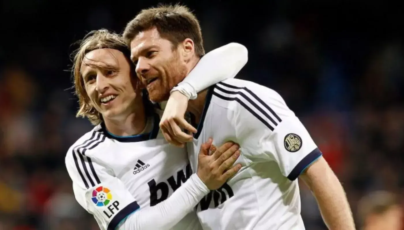 Xabi Alonso keeps Modric at