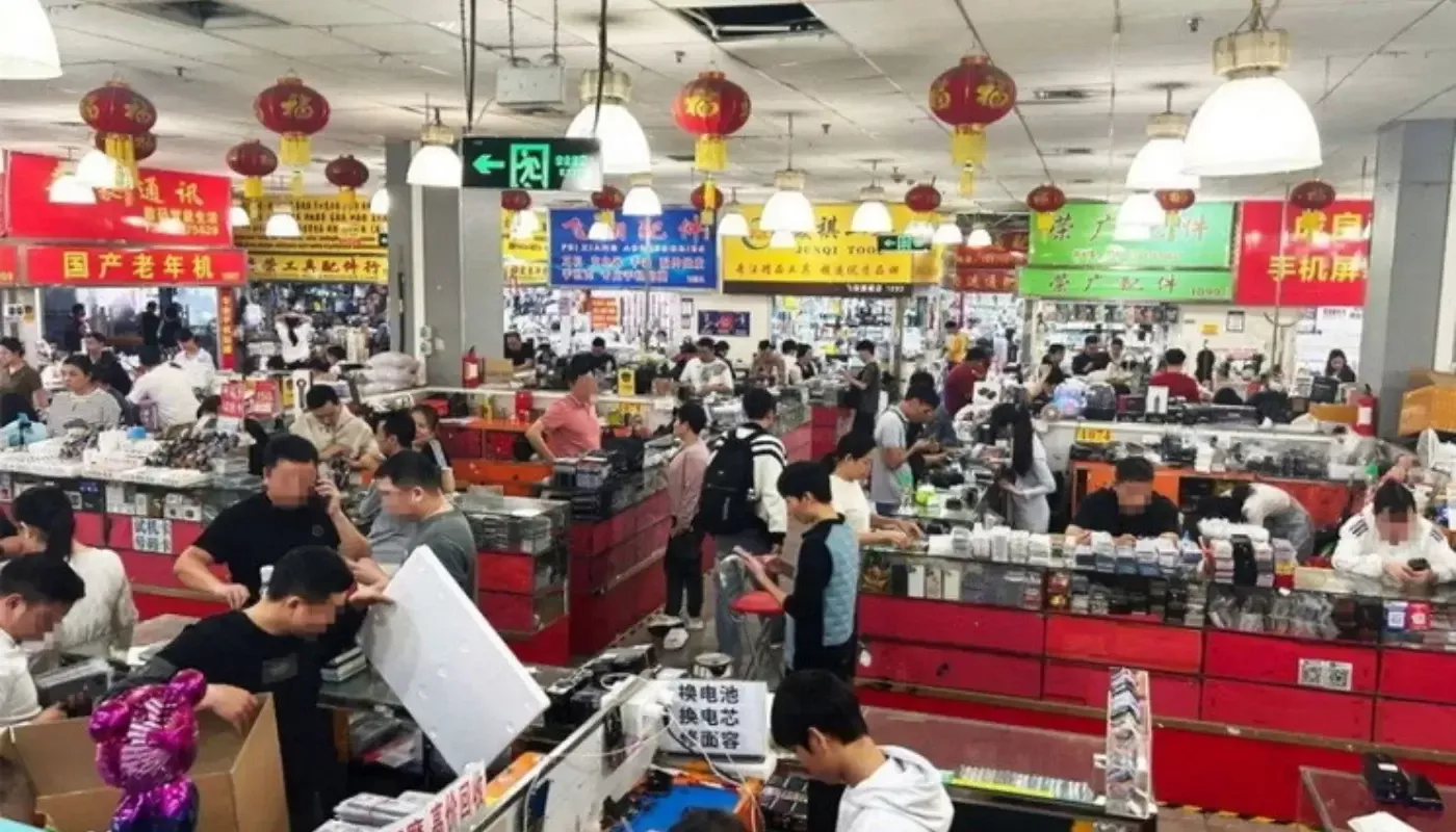A 'graveyard' of iPhones has been found in China: the mysterious empire of thieves has been exposed!