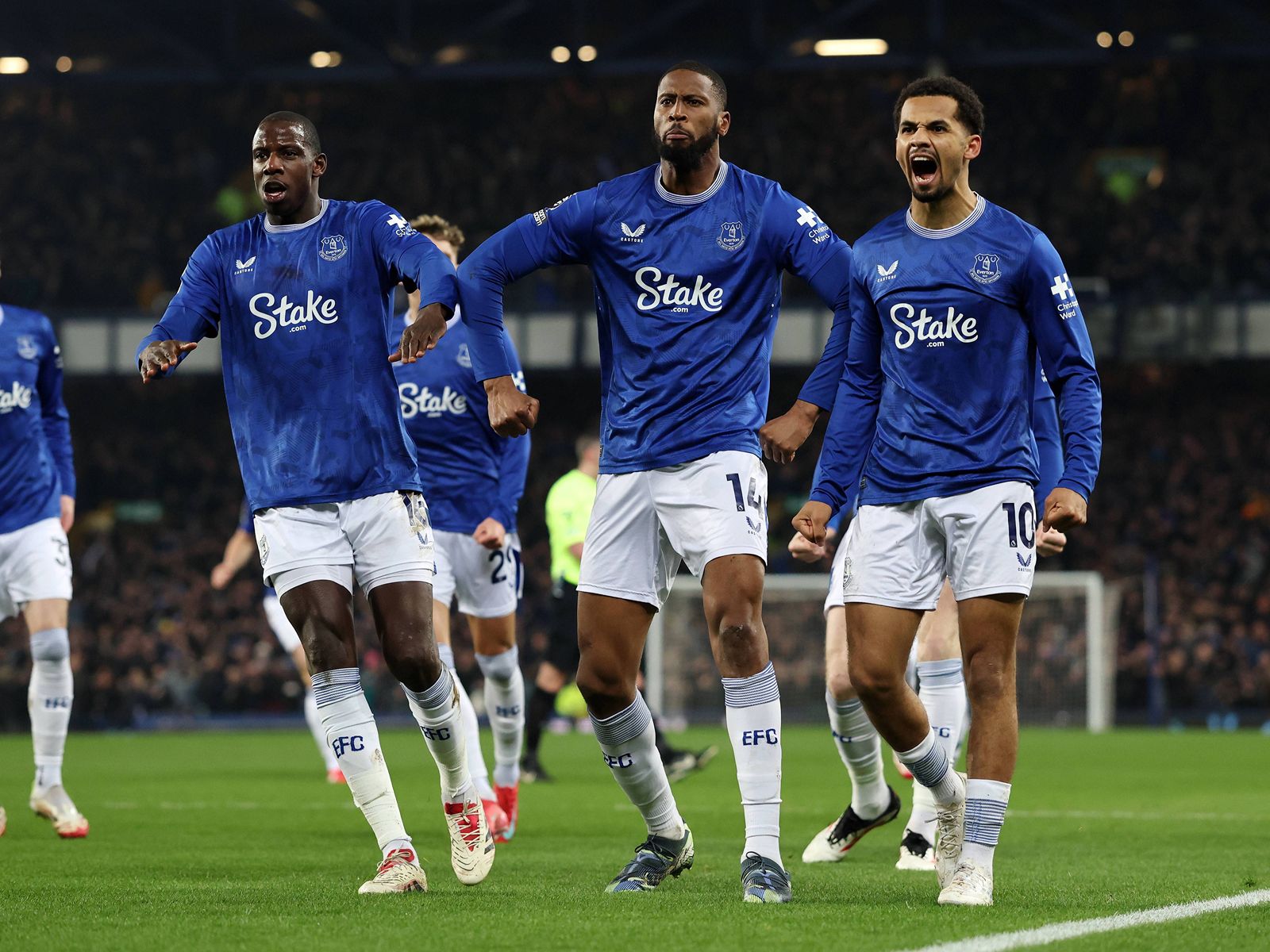 Brentueyt Everton bilan yangi shartnoma imzolaydi