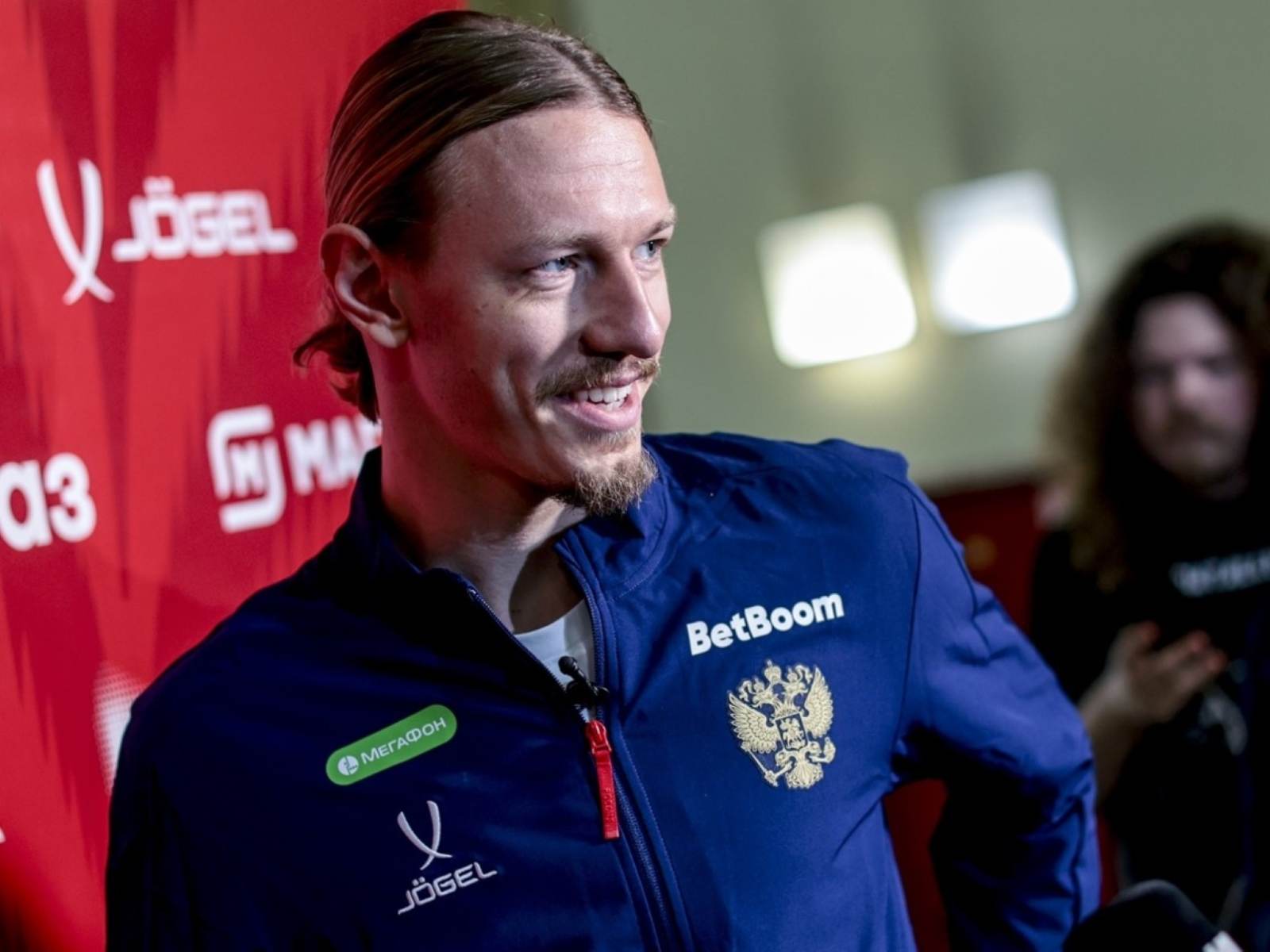 Aston Villa is not negotiating for Saffonov – Monchi's statement