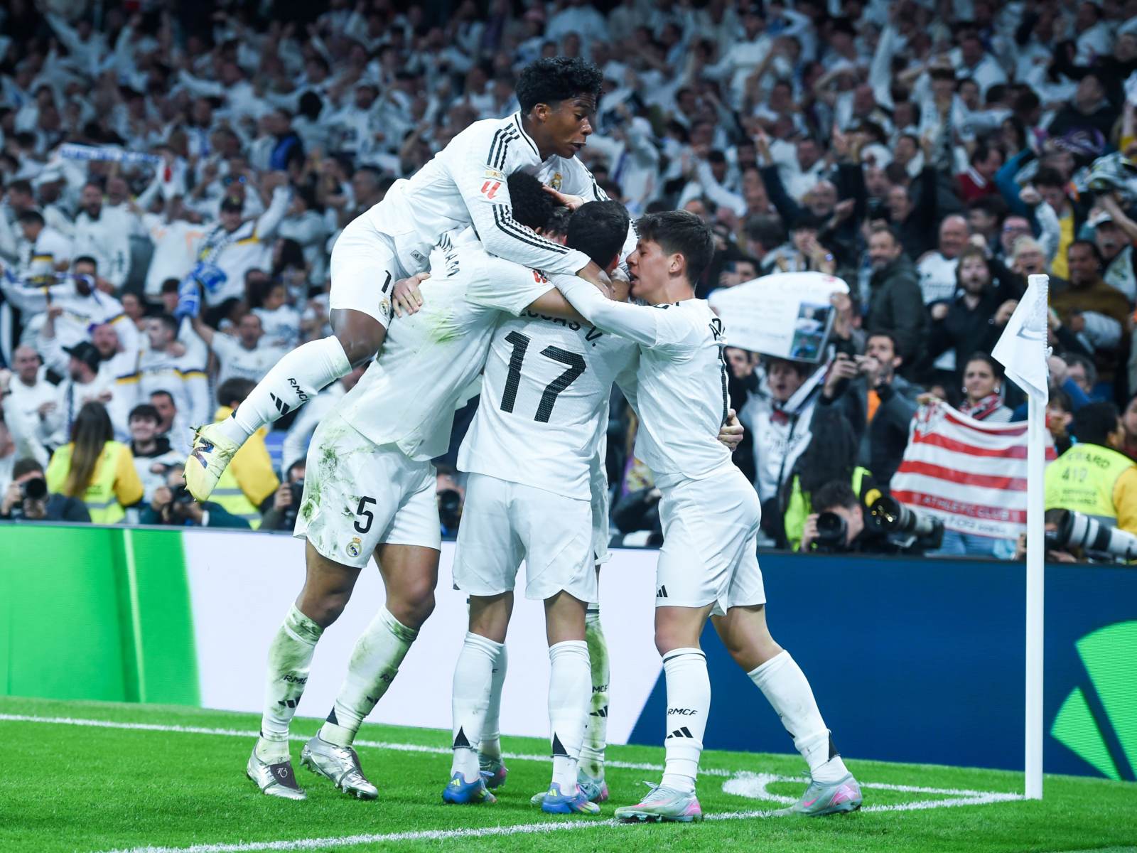 Real defeated Red Bull Salzburg in a large scoreline