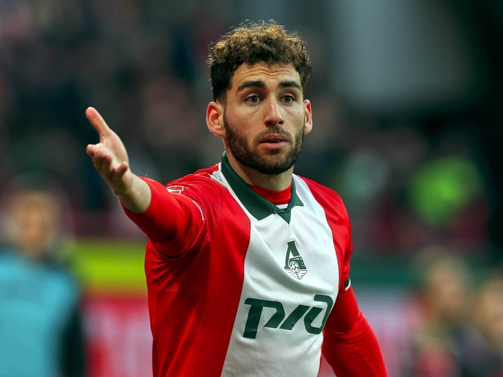 Tiknizyan is a promising defender at