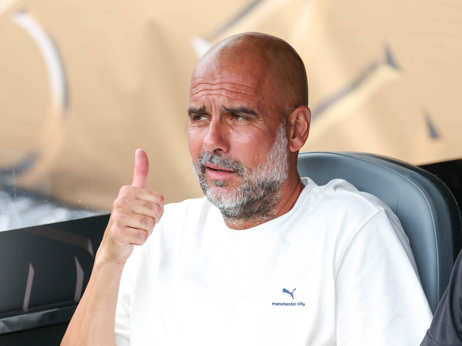 Guardiola sincerely congratulated Haaland on reaching 300 goals