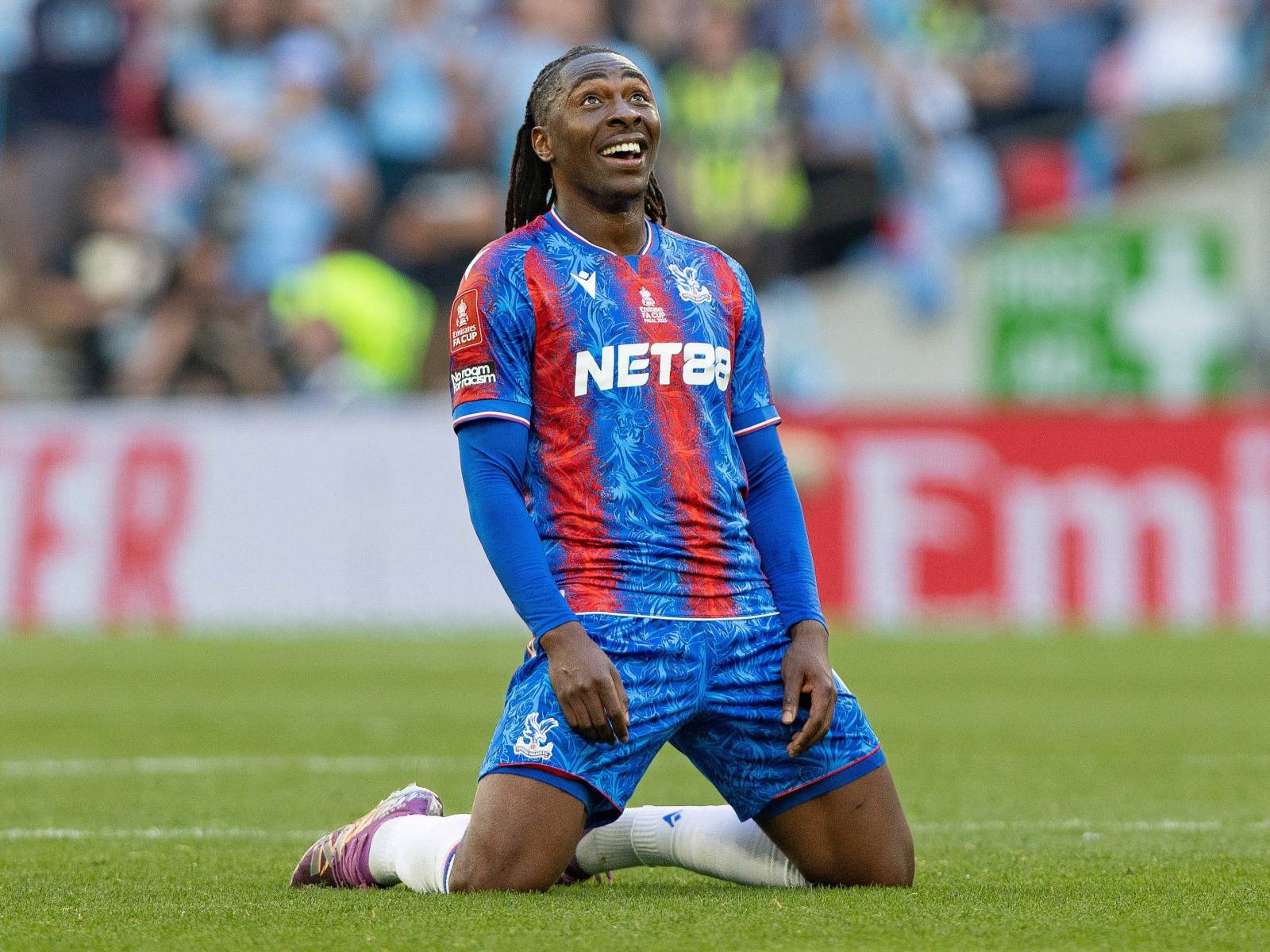 Arsenal wants to buy the England national team winger