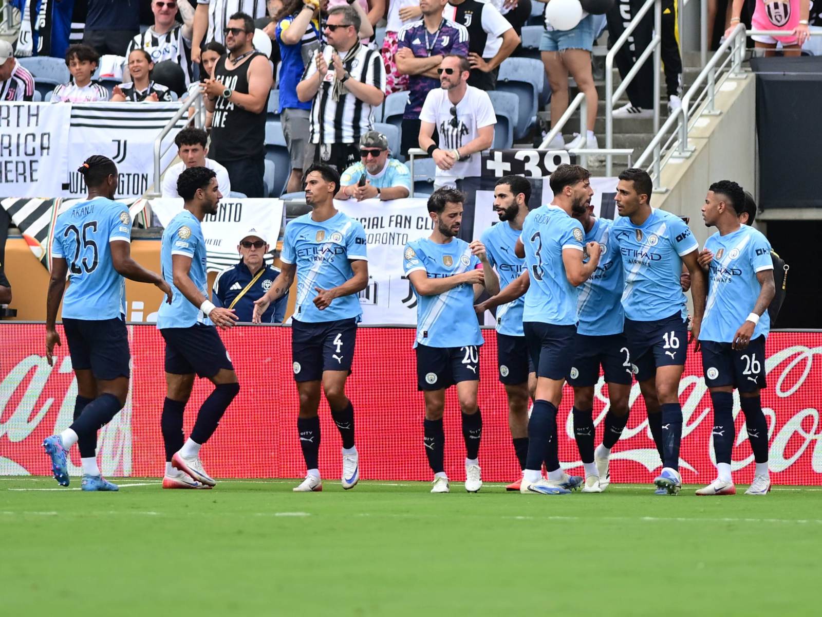 Manchester City defeated Juventus and won the group