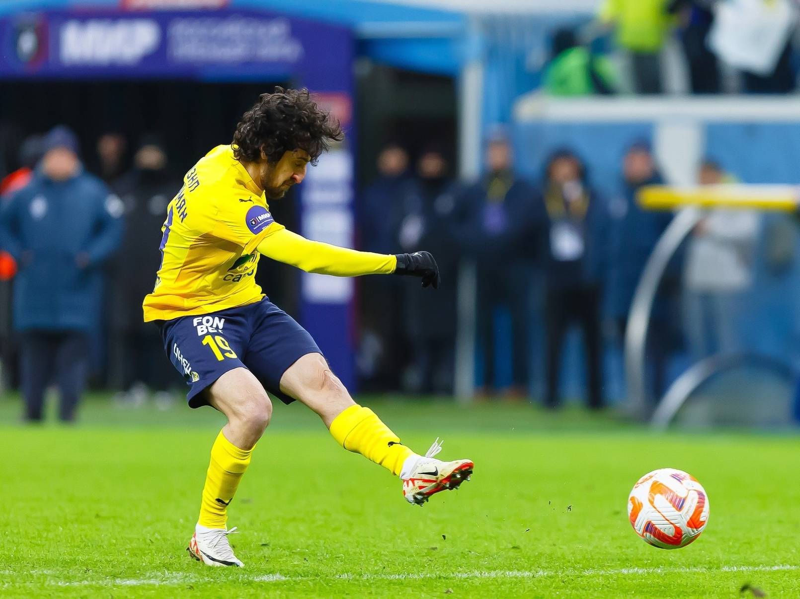 Bayramyan renews contract with 'Rostov'