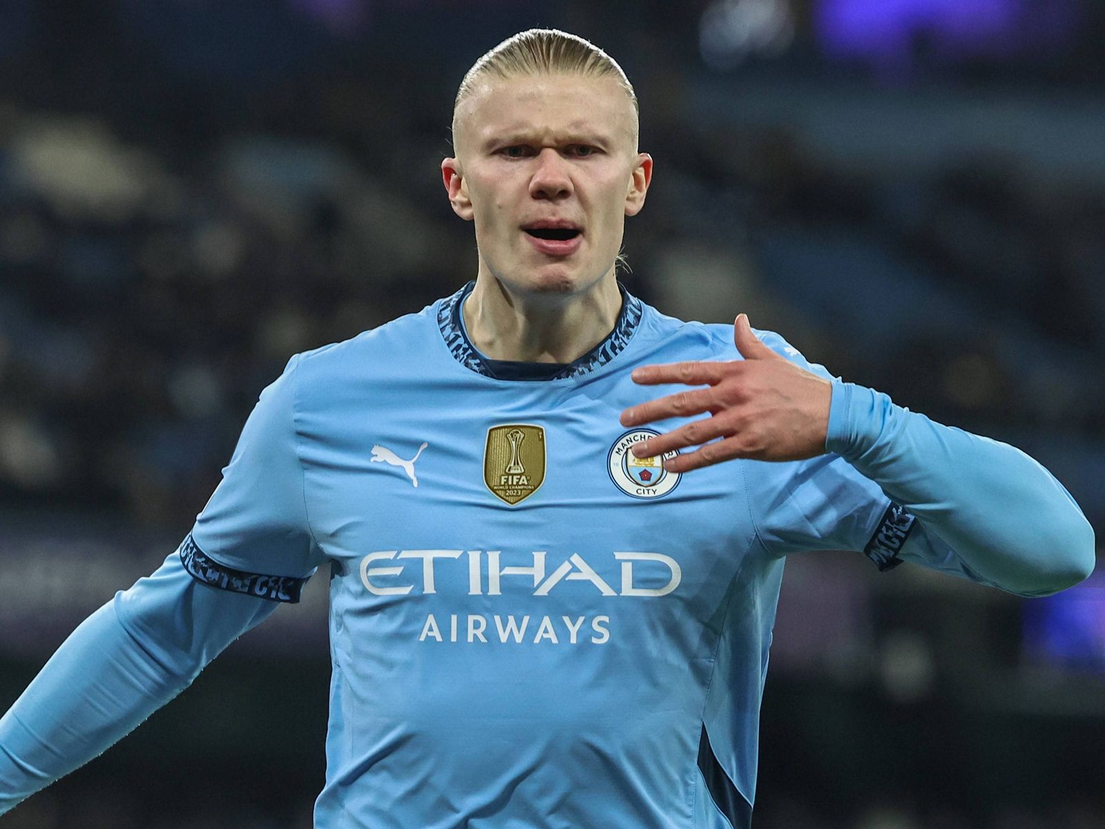 Holland scored 300 goals, defeating Juventus