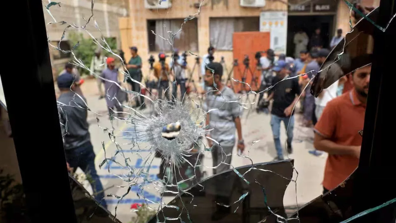 More than 200 prisoners escaped from prison after the earthquake in Pakistan