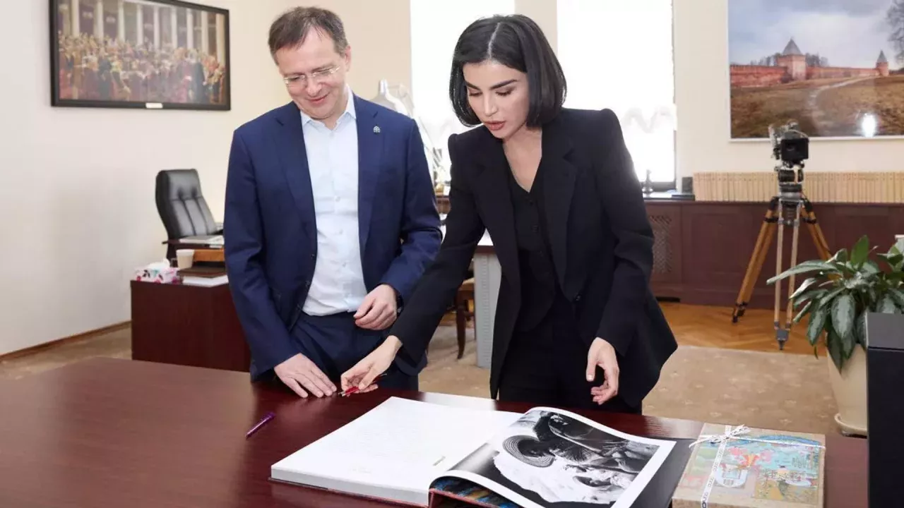 Saida Mirziyoyeva va Medinskiy Moskvada madaniy hamkorlik masalalarini muhokama qildi
