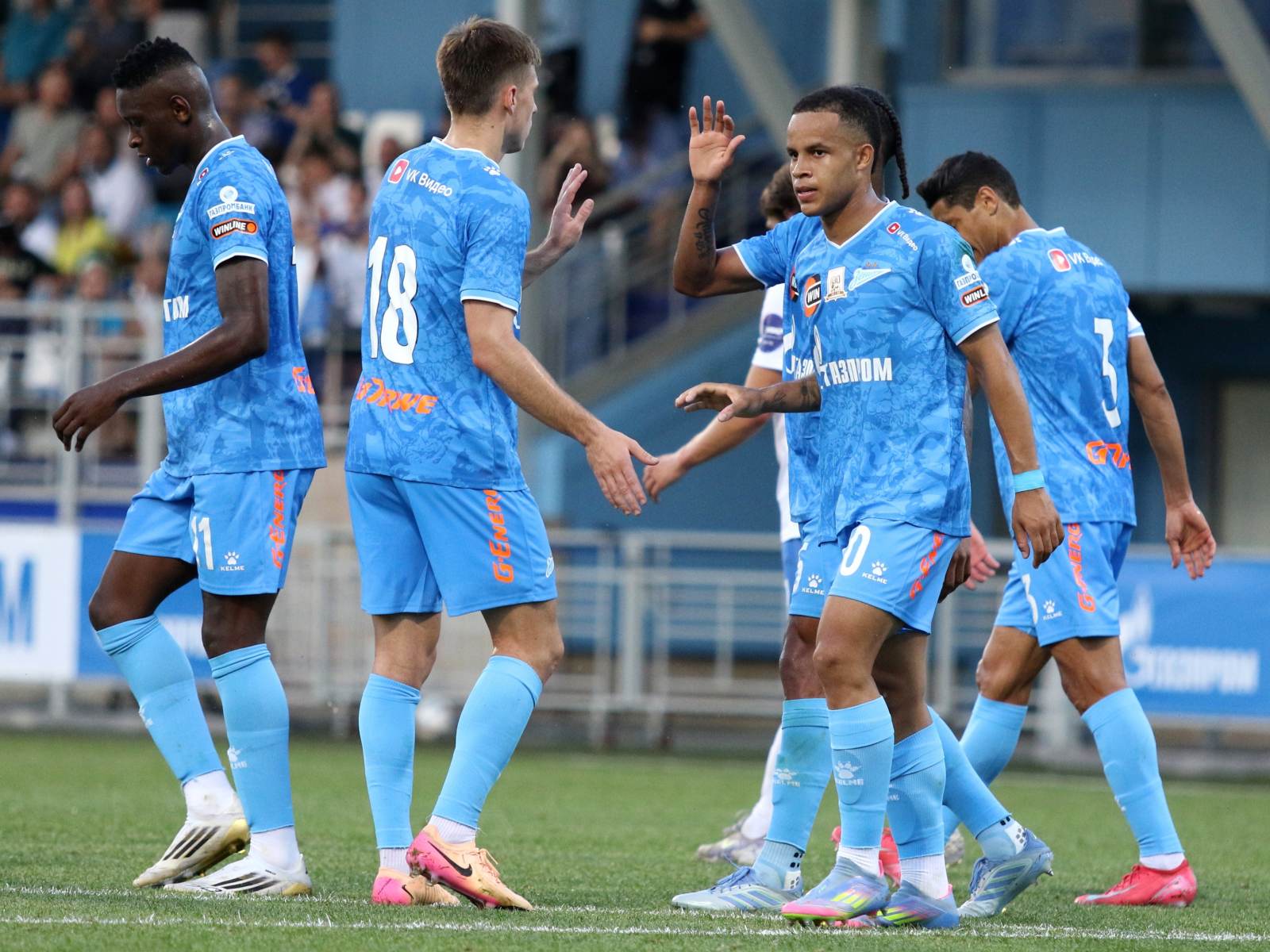 A new defender Roman Vega has joined Zenit