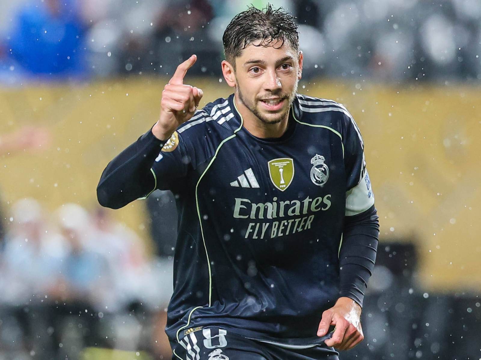 Valverde played in four positions for "Real"