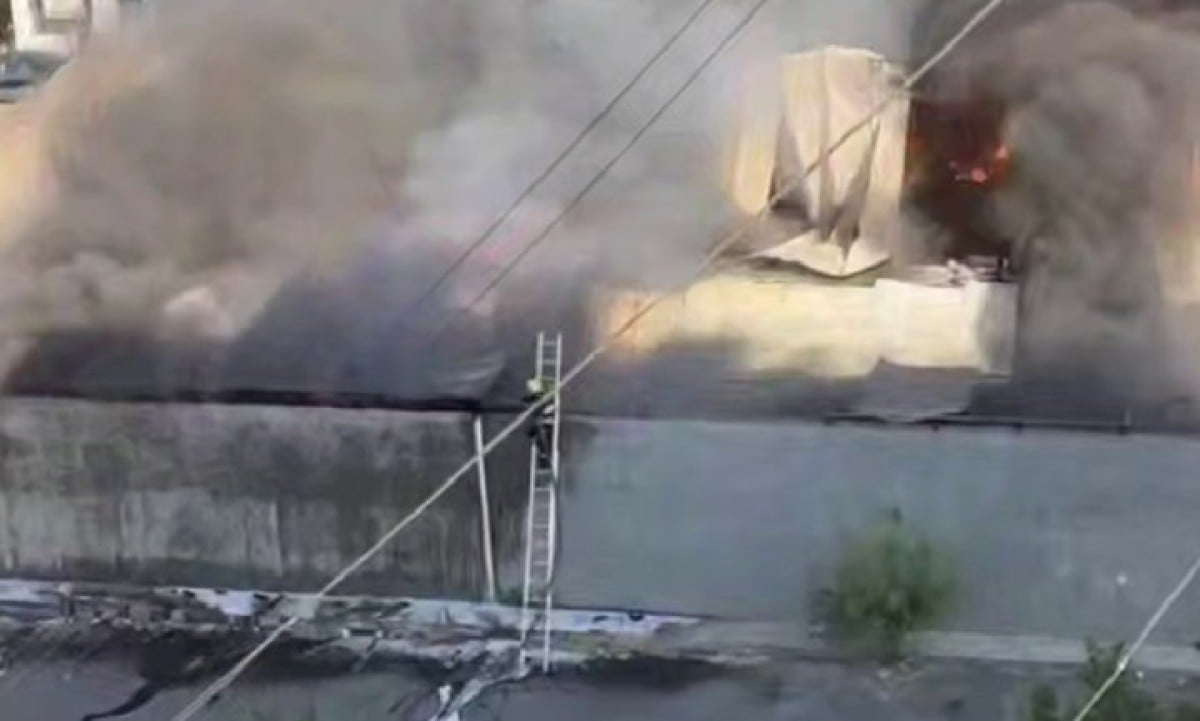 A fire broke out in a production workshop in Yunusabad