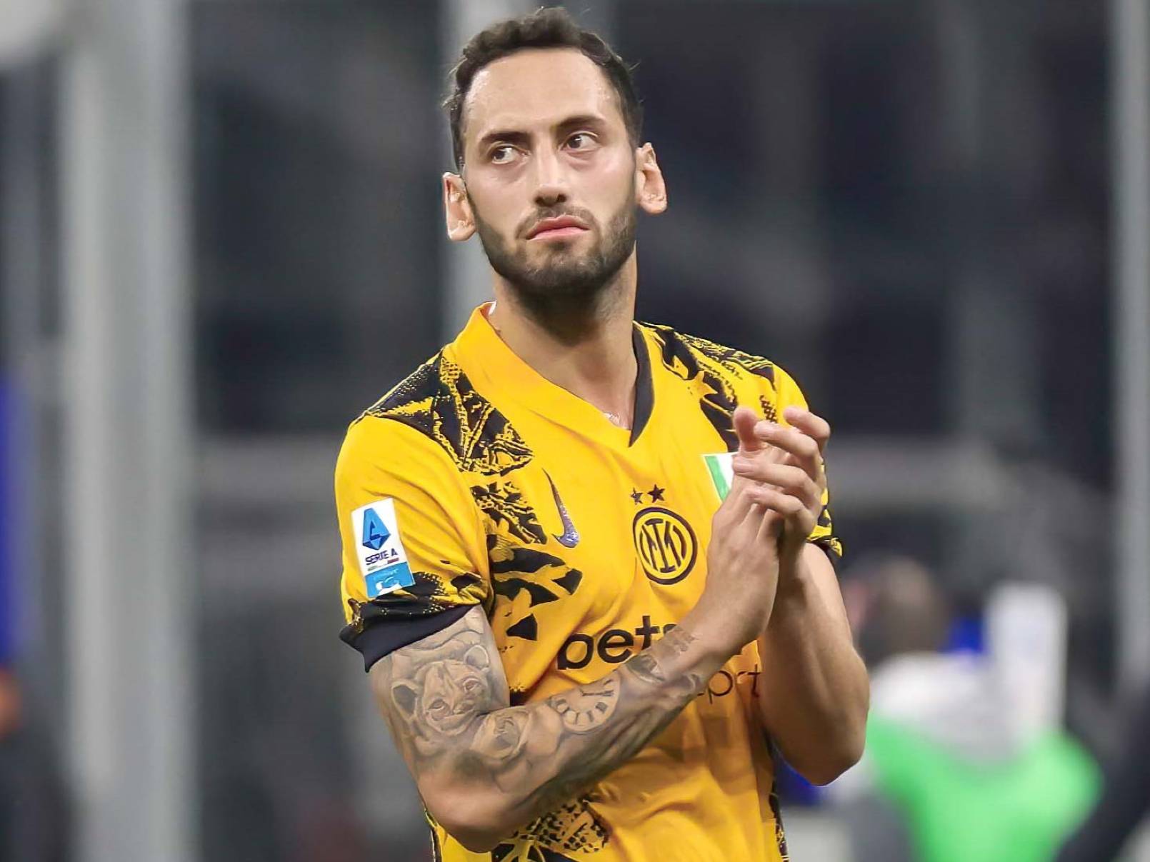 Hakan Chalhanoglu «Galatasaray»ga o‘tishga yaqin