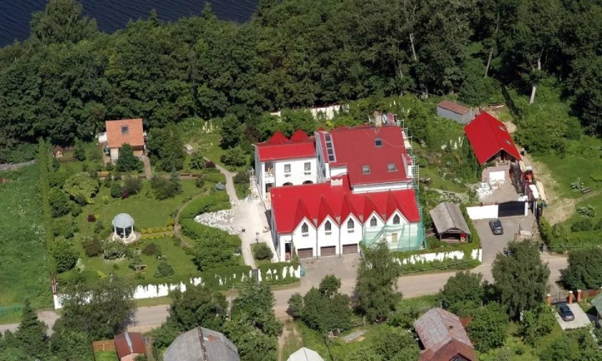 Alla Pugachyovaning Istra uyini buzish xavfi yuzaga keldi