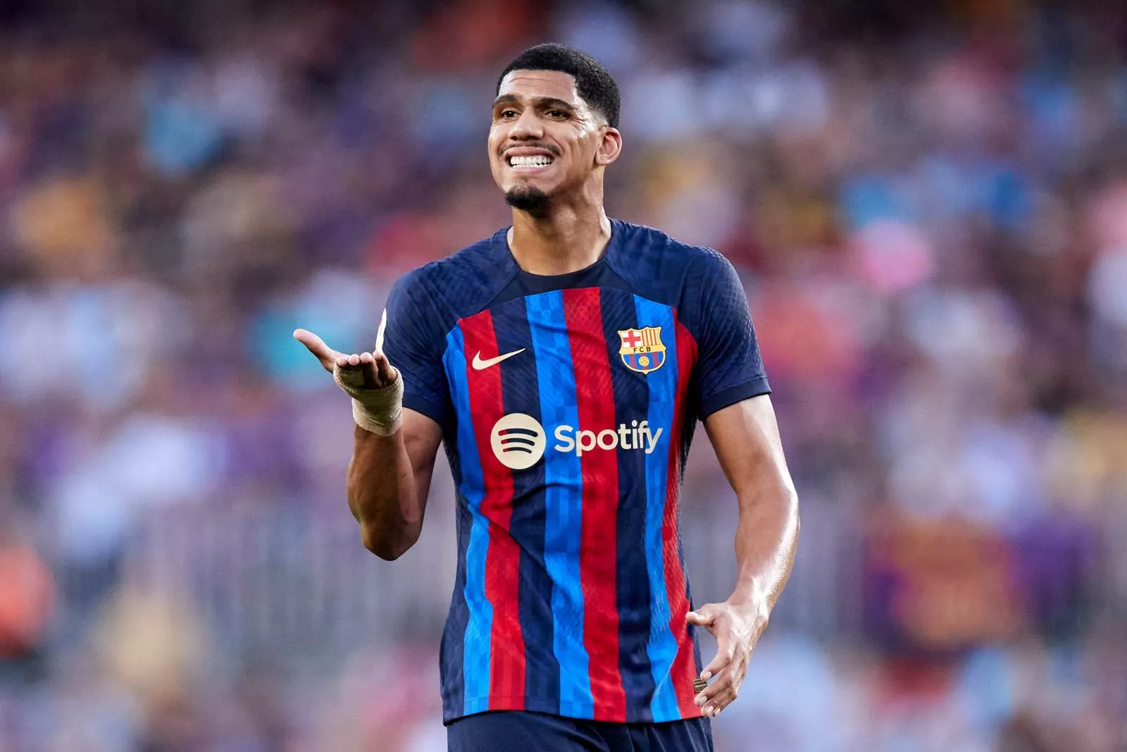Arauxo's buyout clause will increase to 1 billion