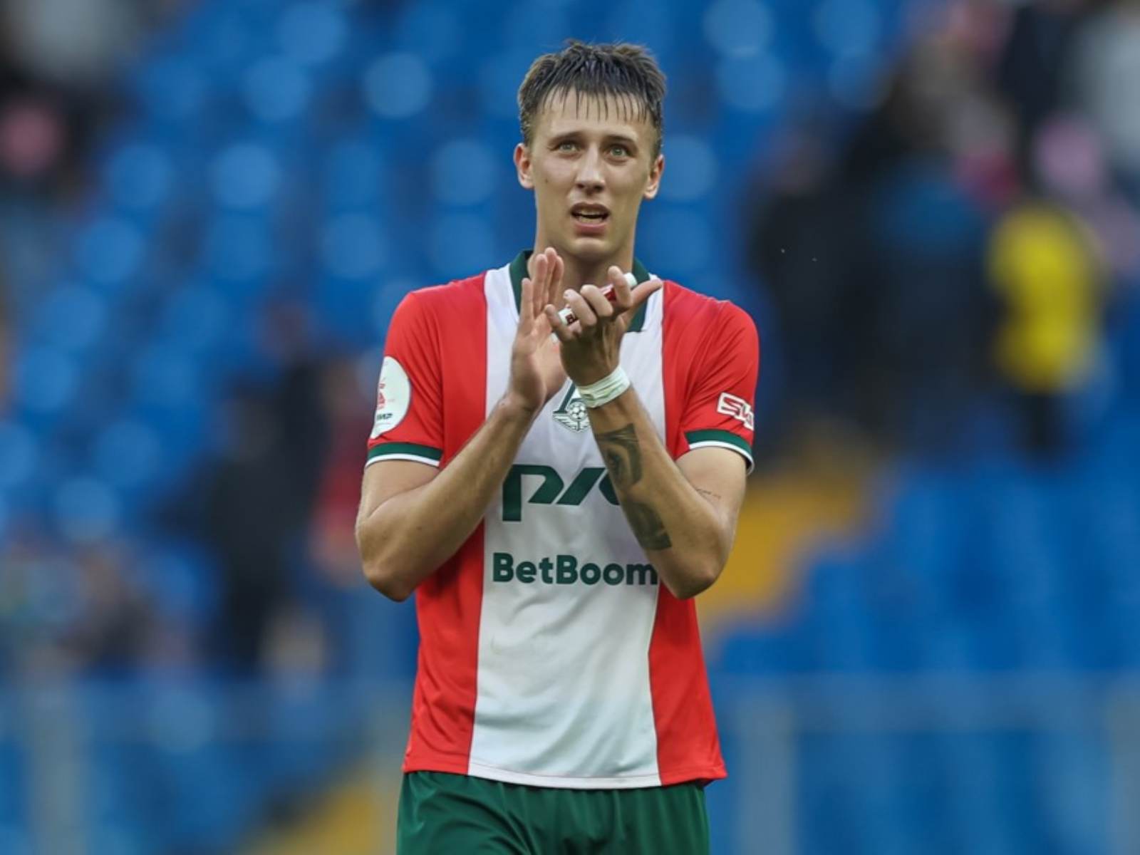 Pogostnov Lokomotiv bilan shartnomani to‘rt yilga uzaytirdi