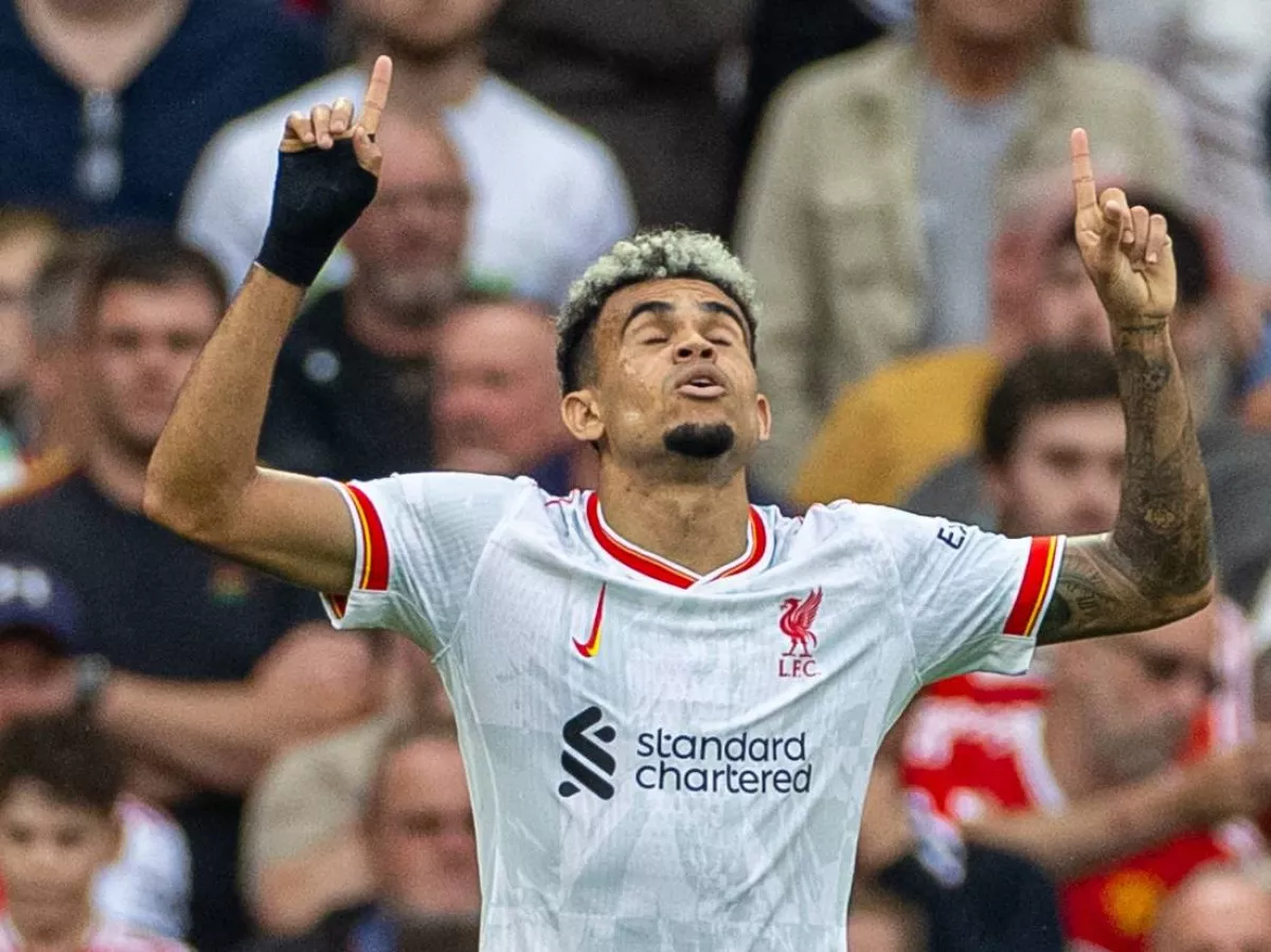Barcelona is waiting for a response from Liverpool regarding Luis Dias