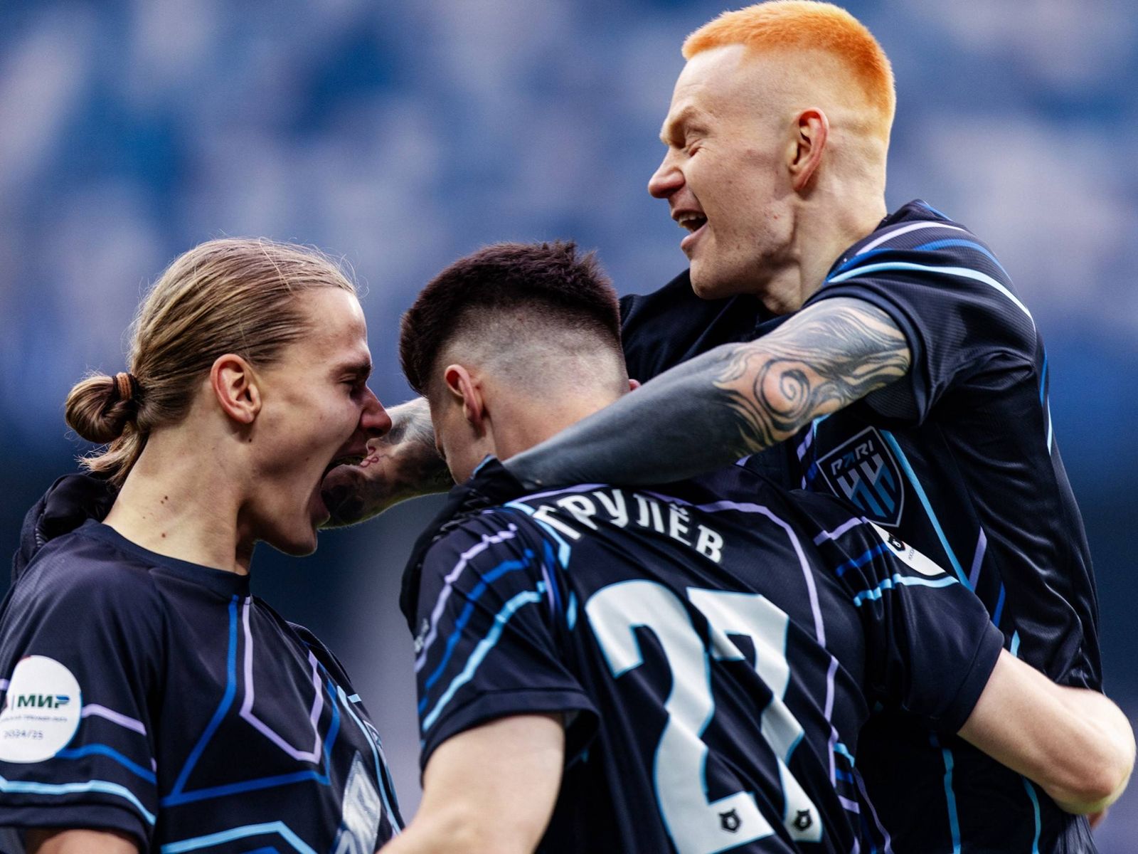 Pari NN jamoasi yangi futbolchilarni sotib oladi
