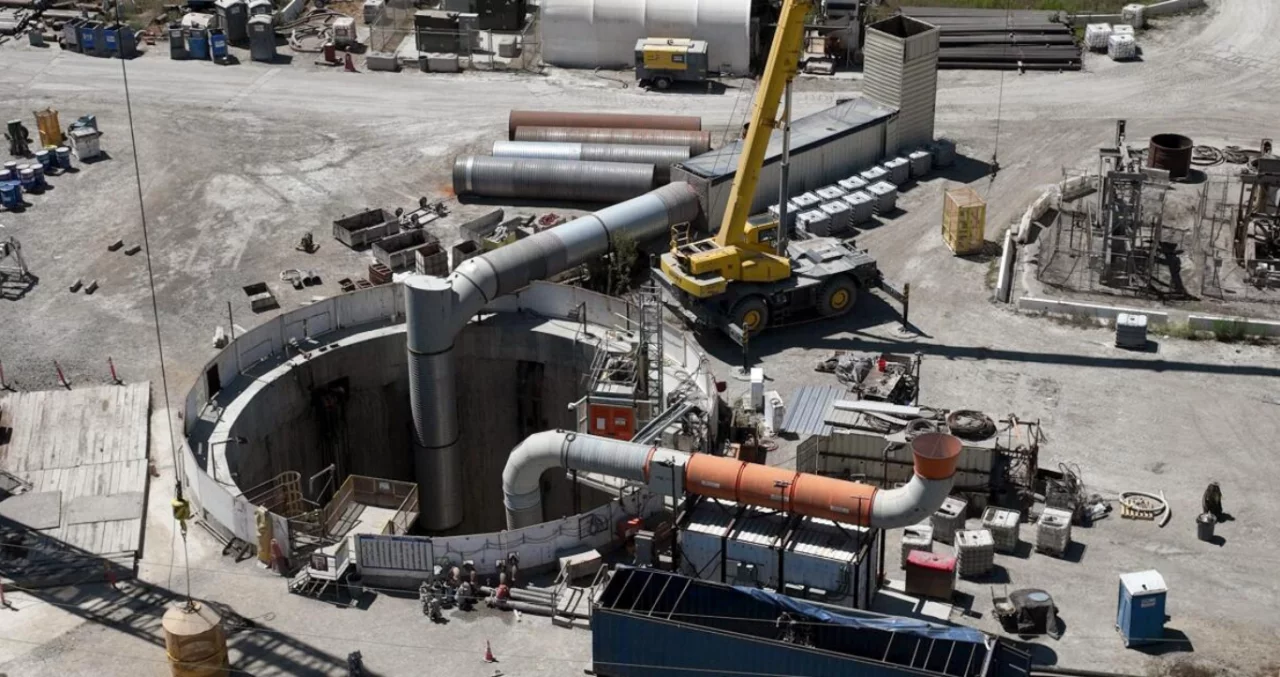 A tunnel collapsed in Los Angeles, leaving 15 workers trapped