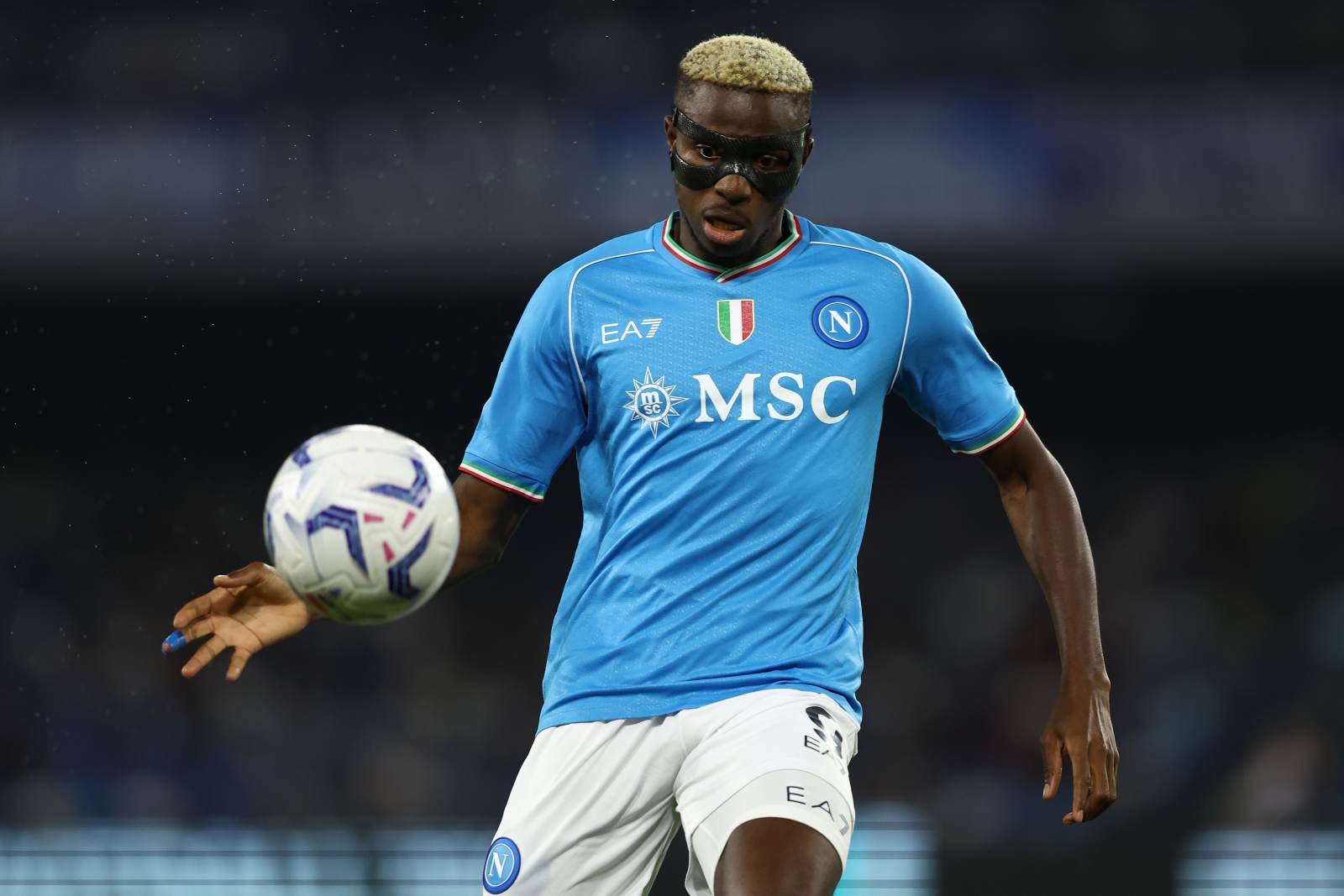 Liverpool offered 20 million euros for Osimhen