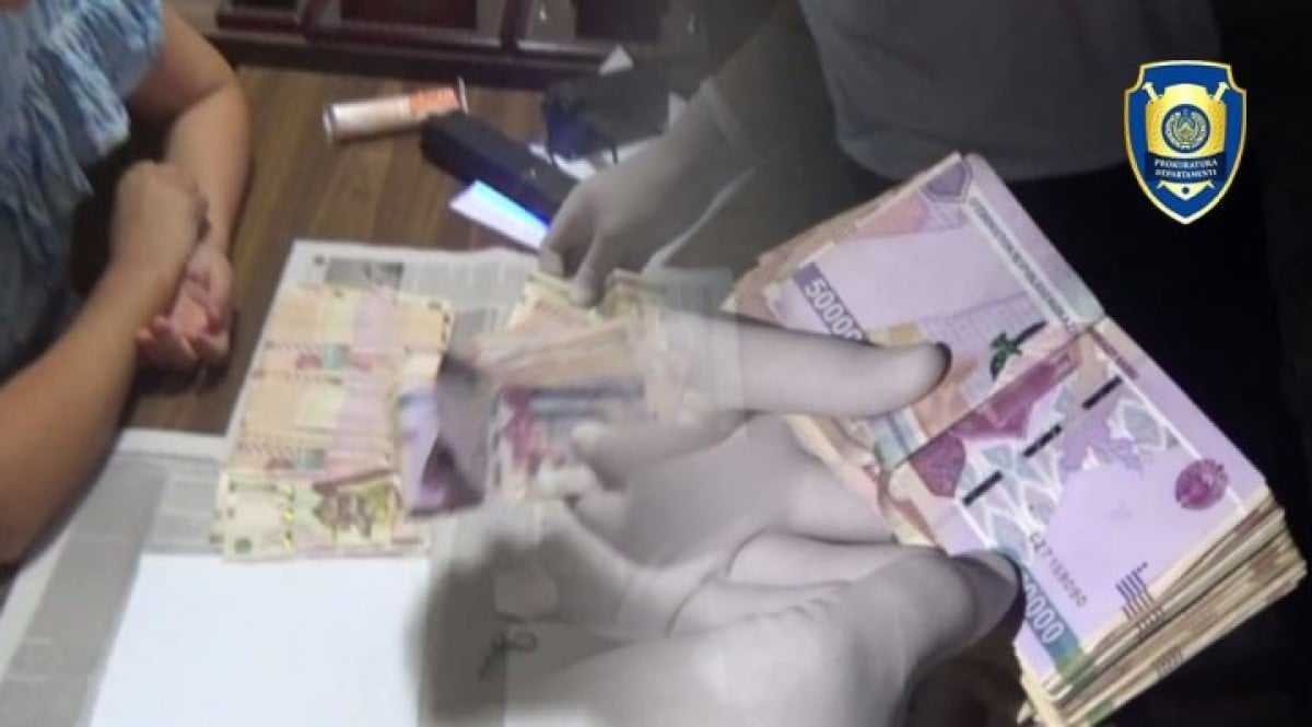 A teacher was caught in bribery in Karakalpakstan