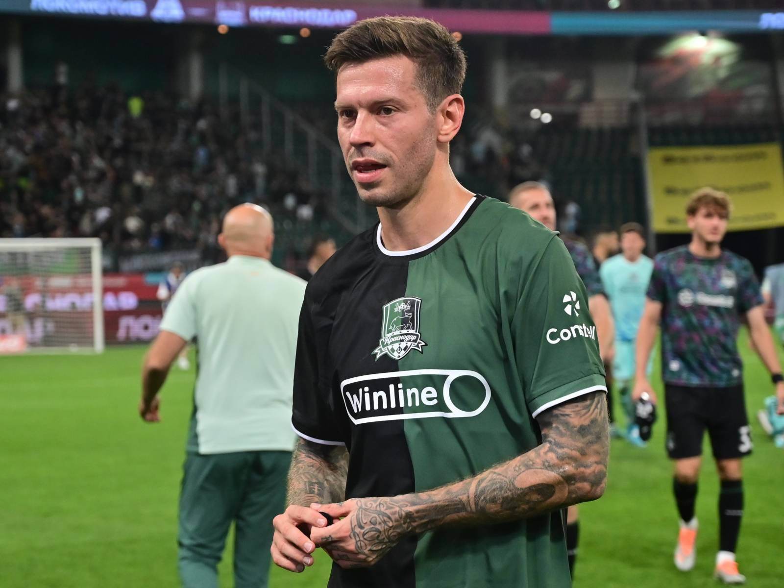 Smolov and his wife shared the joy of the championship