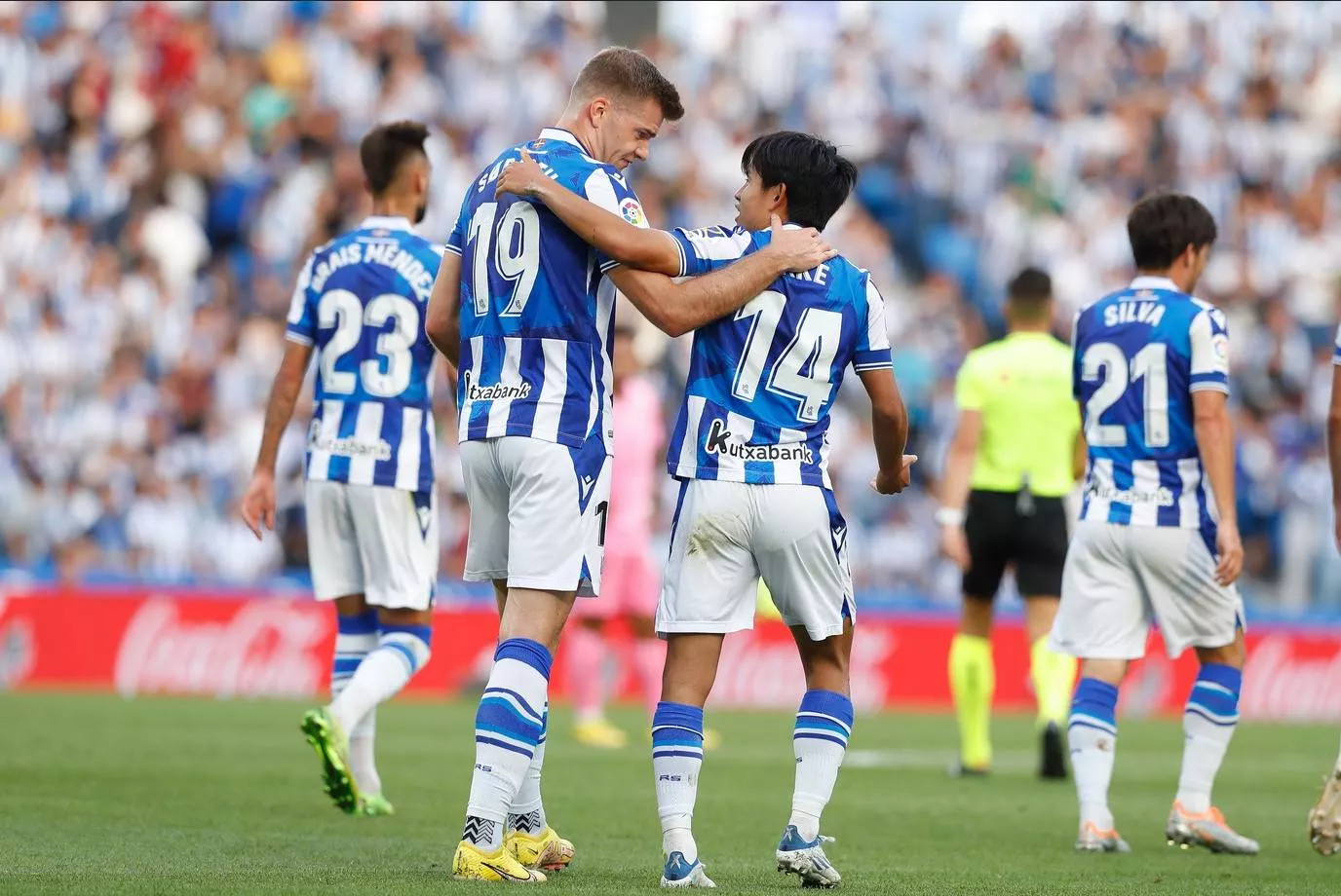 Espanyol club presented historical jerseys