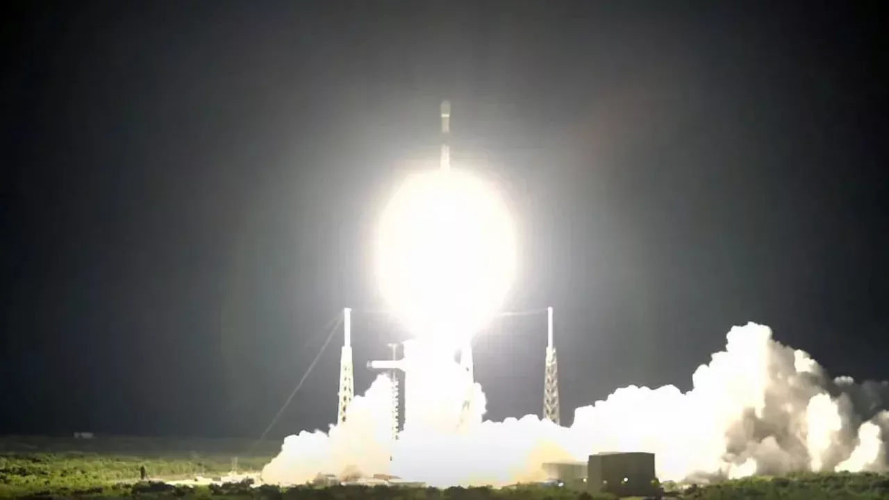 Falcon 9 Isroilning yangi sun’iy yo‘ldoshini uchirdi
