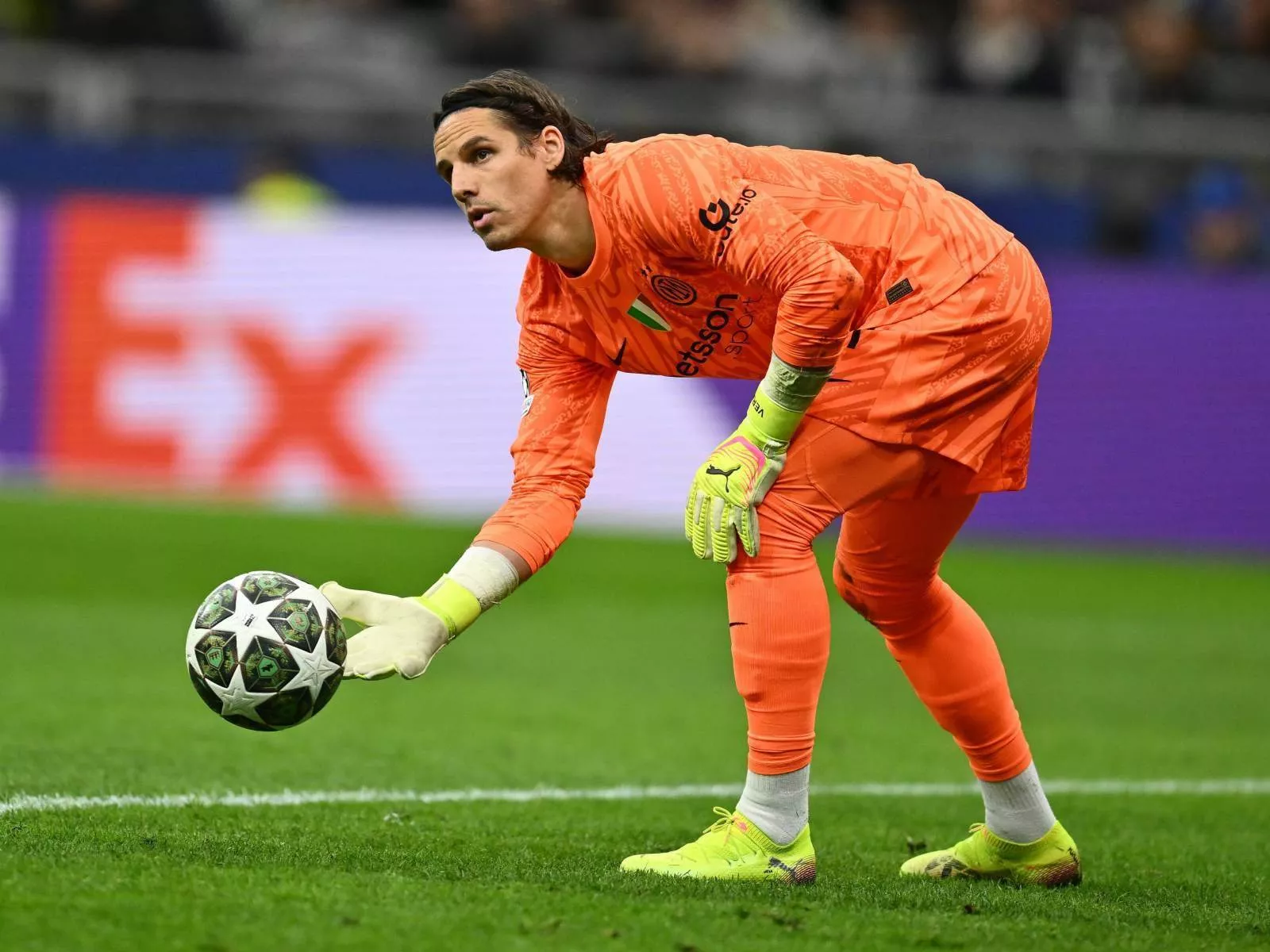 Galatasaray Sommer rejected due to high salary