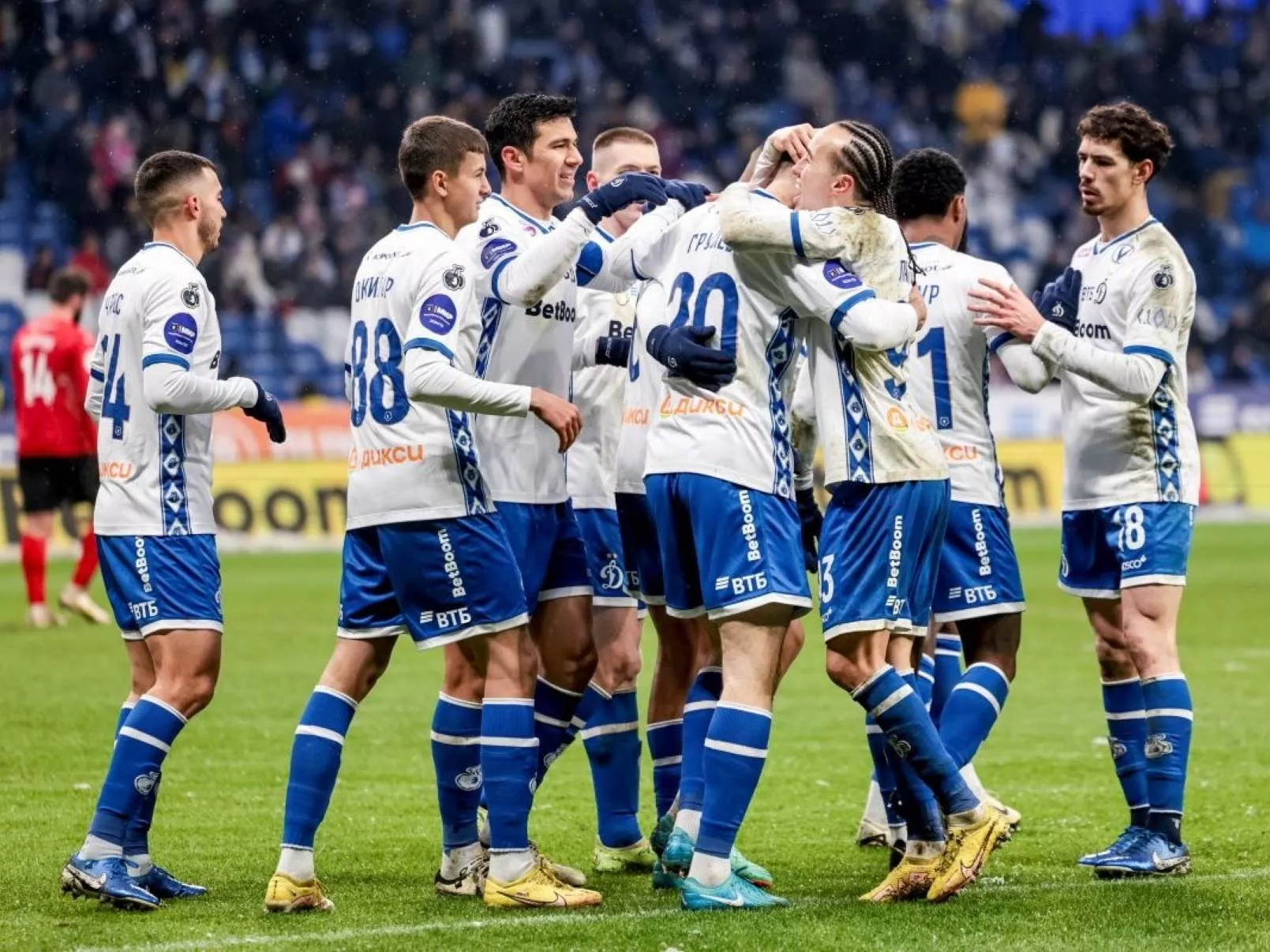 Grishin: Dinamo is strengthening under Karpin's management