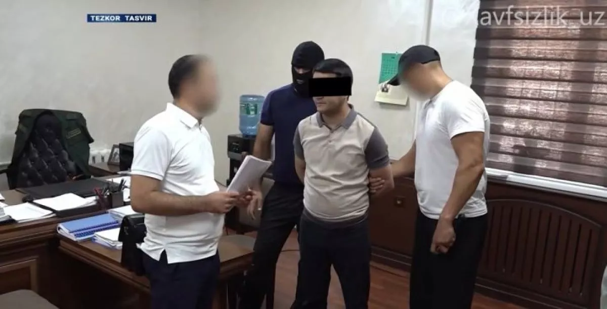 The deputy prosecutor in Gulistan was caught taking a bribe