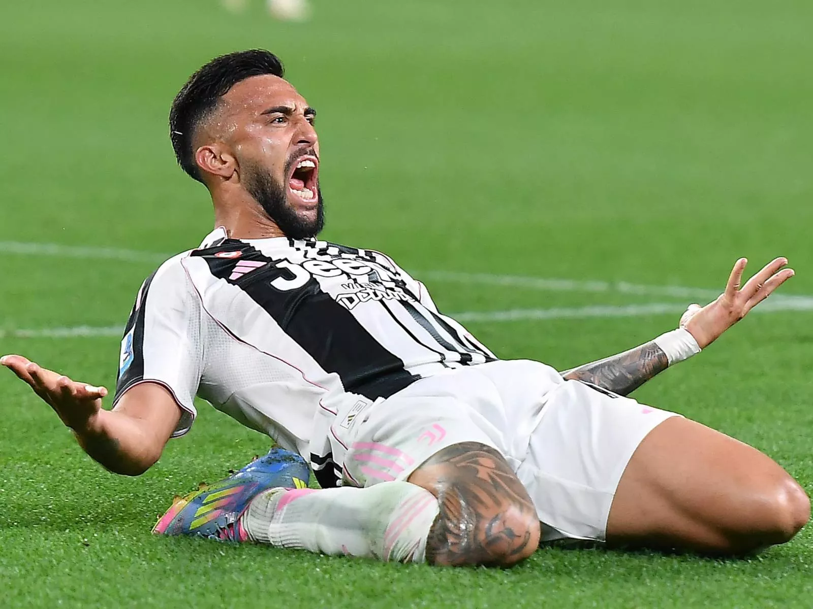 Inter Nikolas Gonsales bilan muzokaralar olib bormoqda