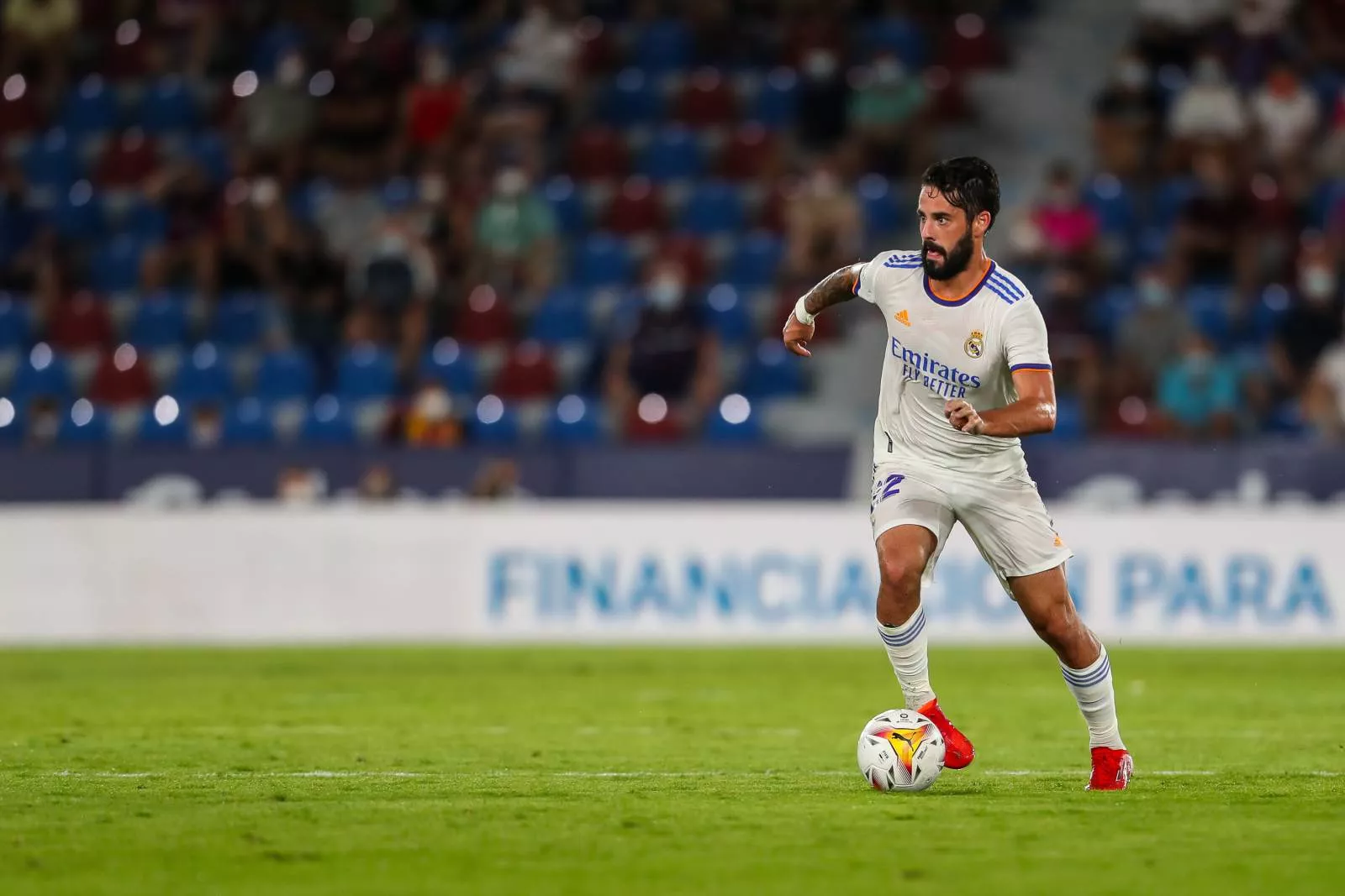 Isko futbolni o‘z ixtiyori bilan tark etmoqchi