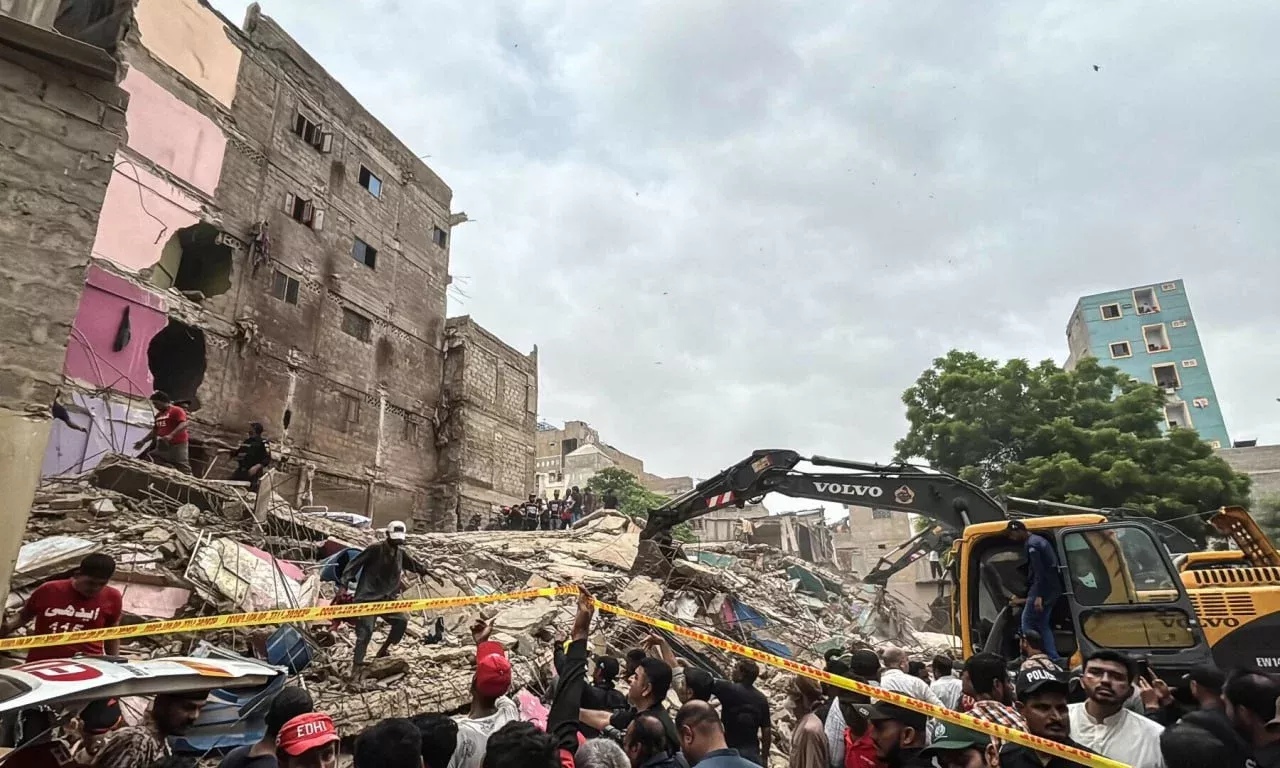A five-story building collapsed in Karachi