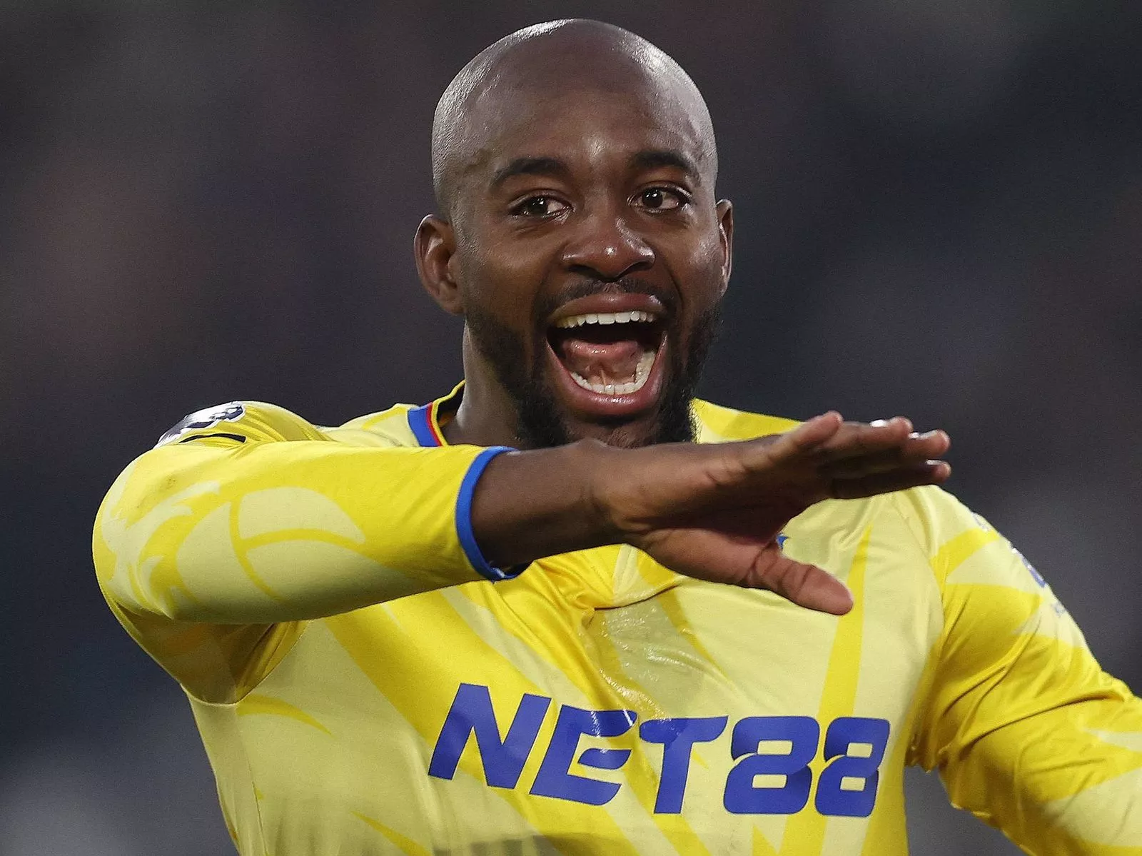 Liverpool held initial negotiations with Mateta