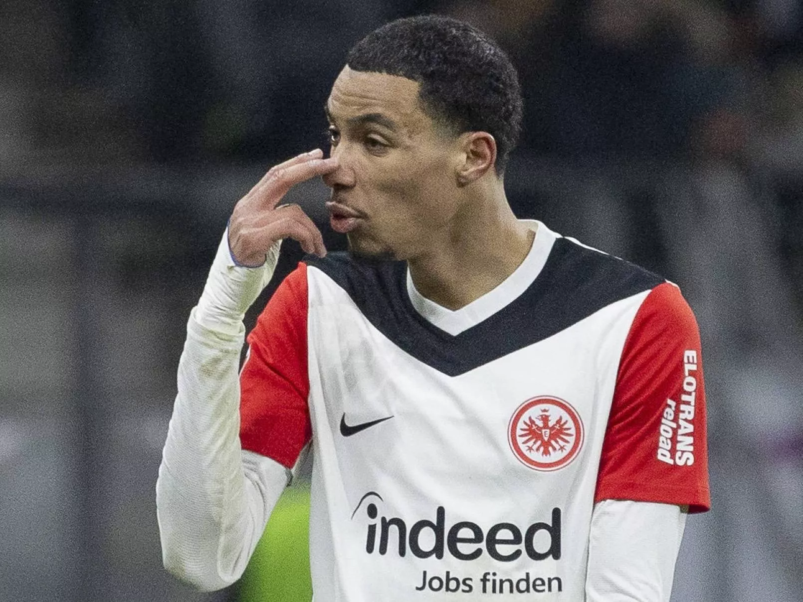 Liverpul hujumchi Ugo Ekitike uchun taklif berdi
