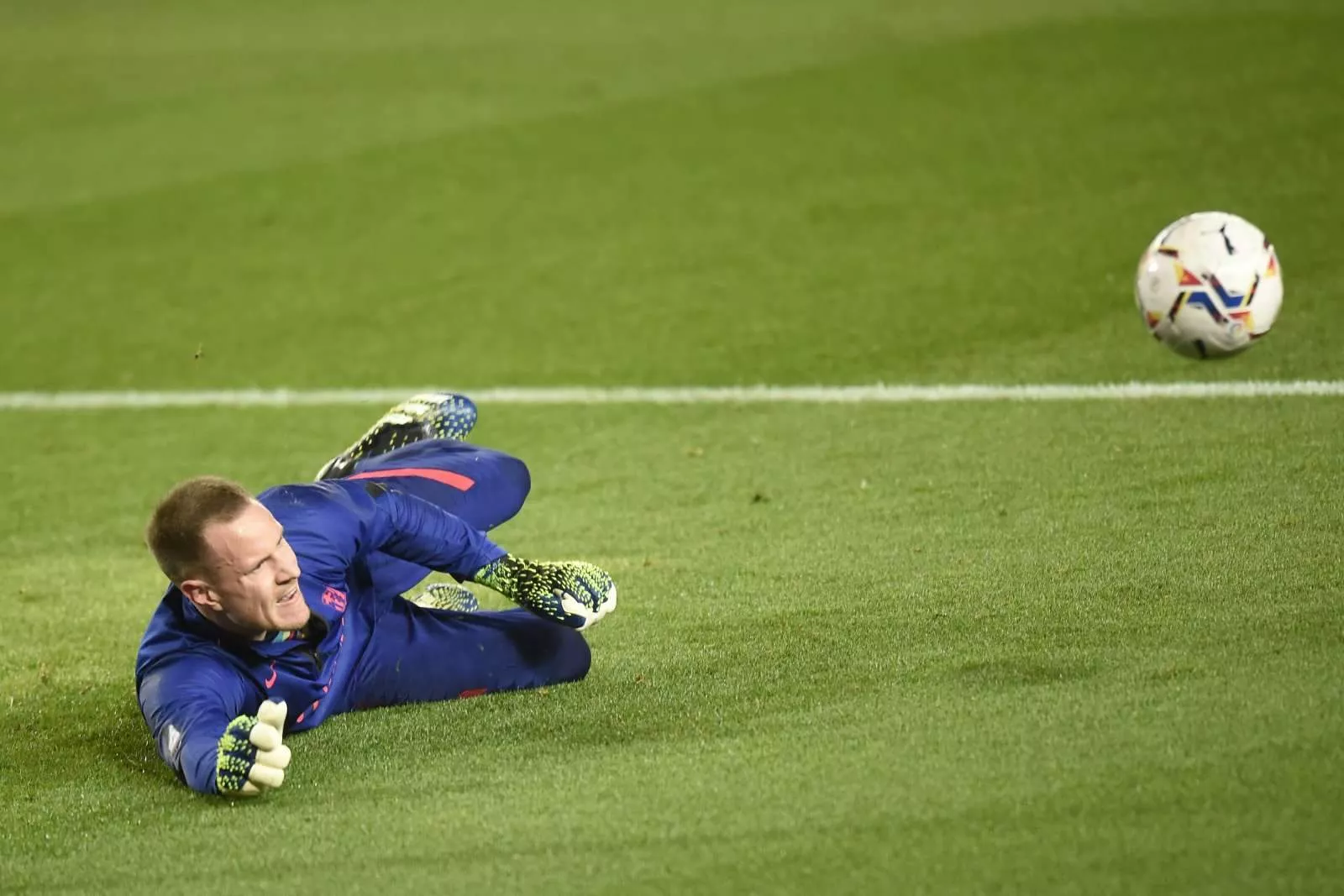 Manchester City wants to acquire Barcelona's Ter Stegen
