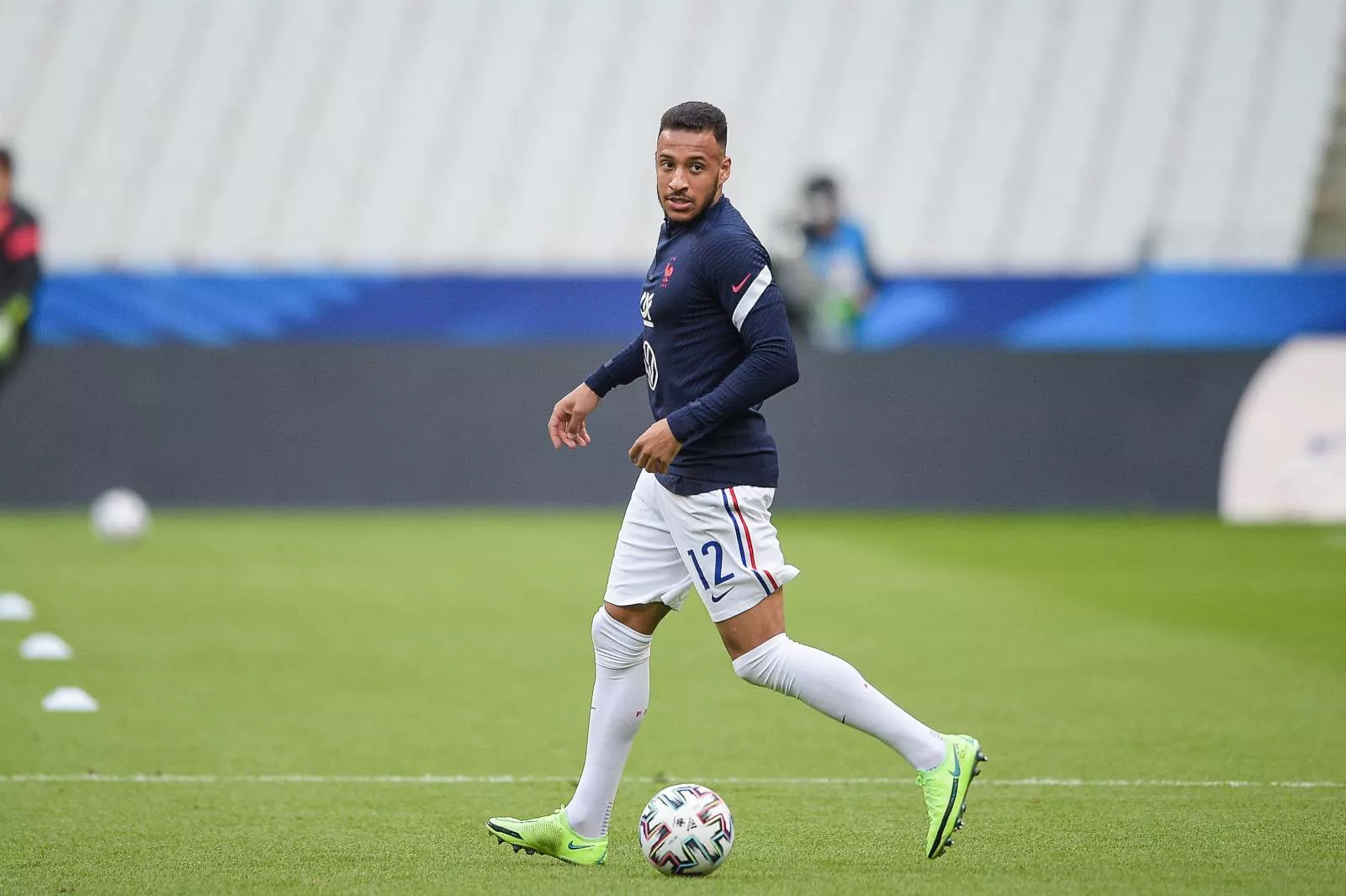 Manchester Yunayted Tolisso transferini ko‘rib chiqmoqda