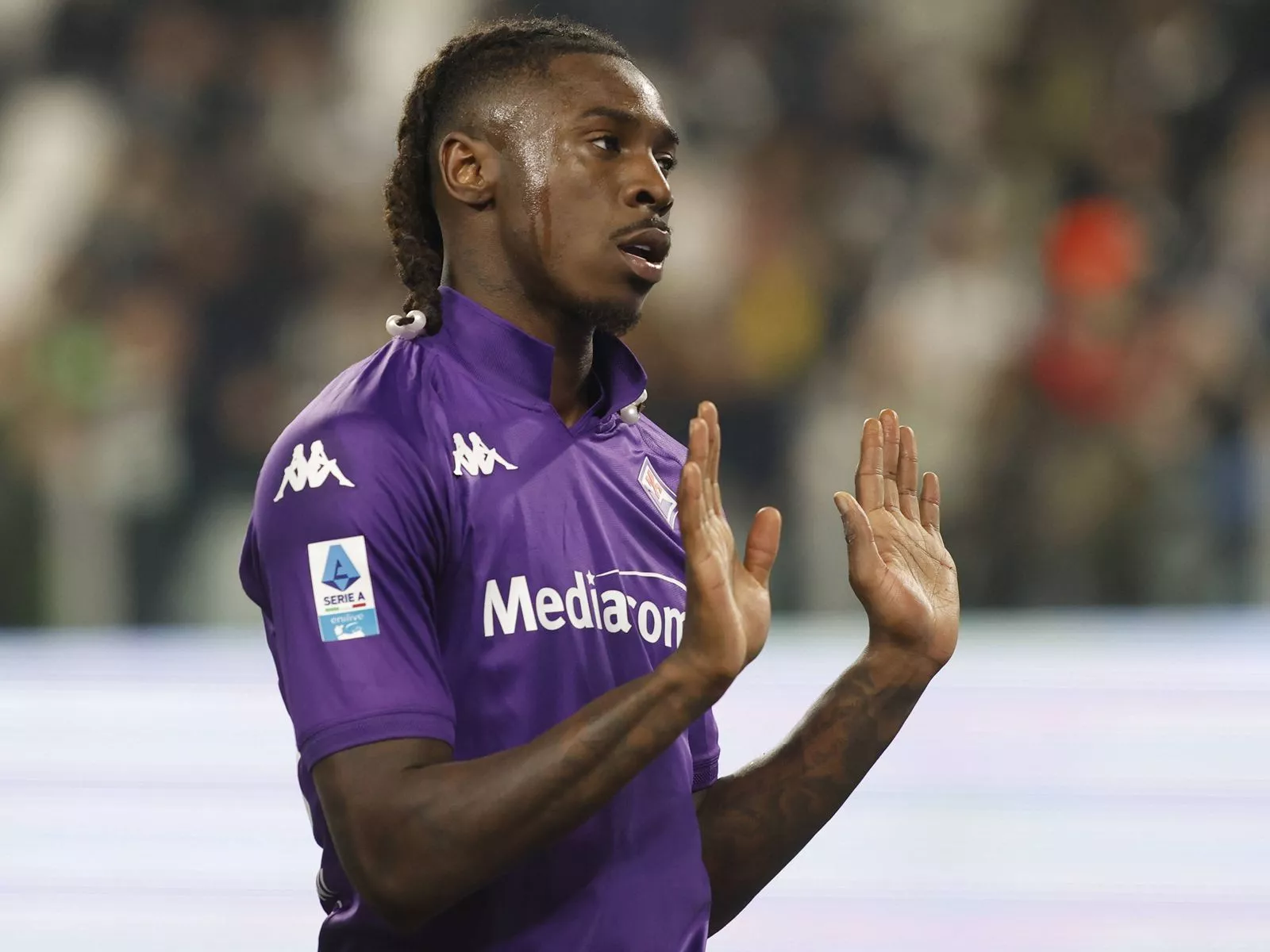 Moise Kean prefers to stay in Fiorentina