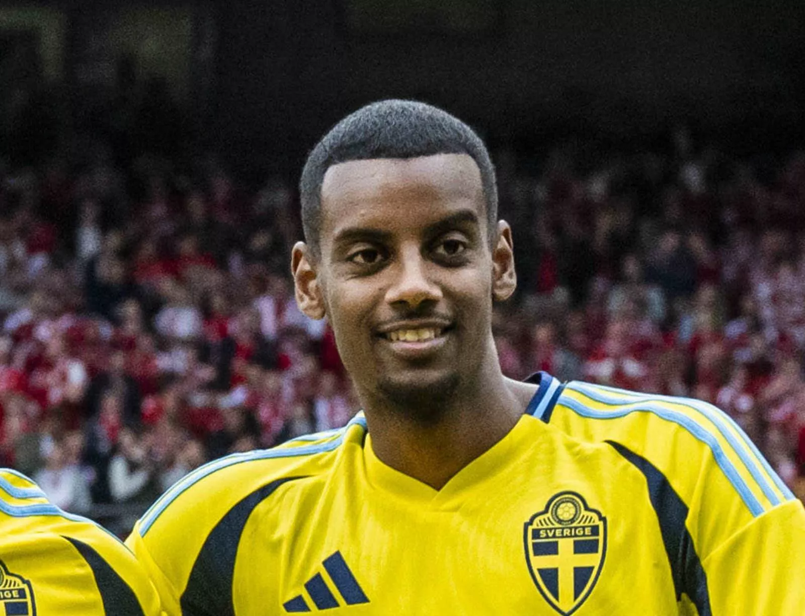 Newcastle announced the minimum price for Isak
