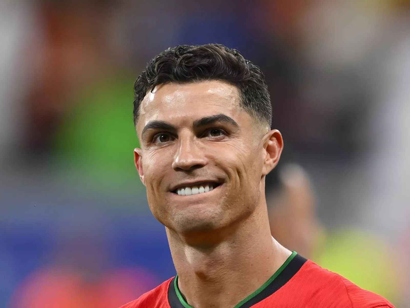 Ronalduning sevgilisi bilan yachtda dam olishi tarqaldi