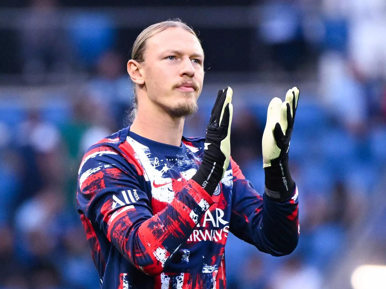Safonov forgot the bitterness of defeat