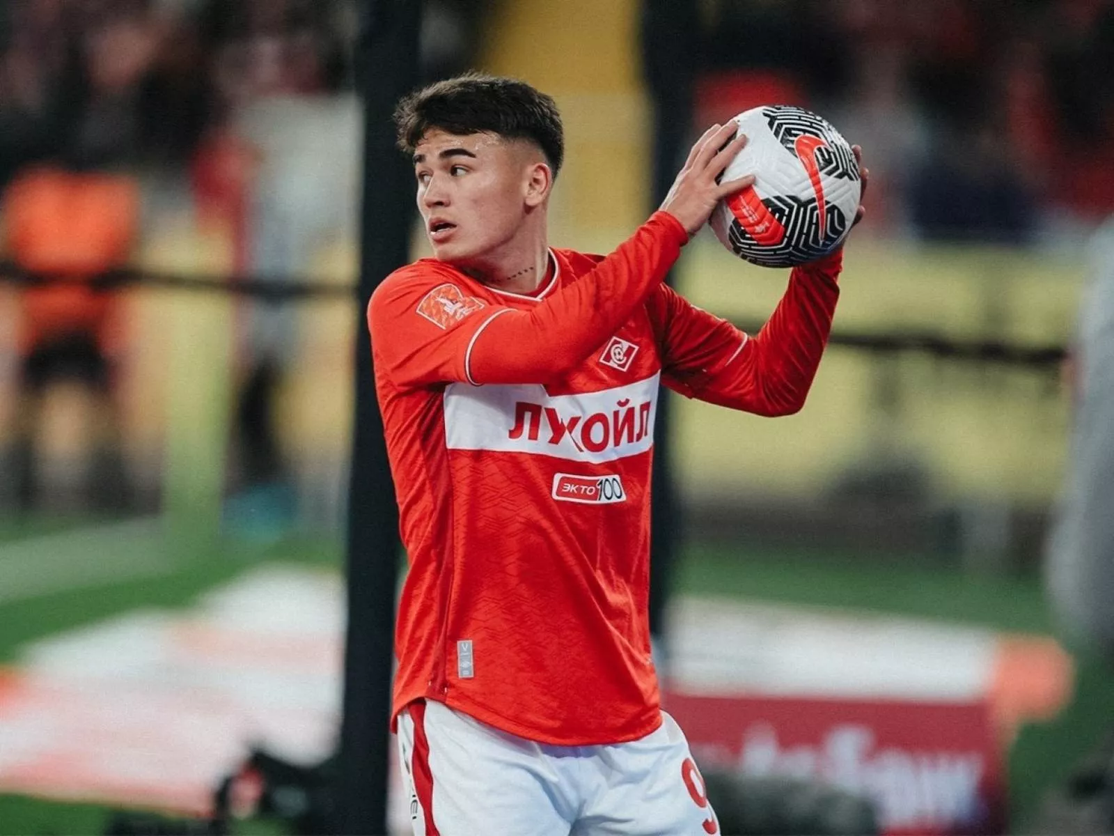 Spartak hujumchi Ugaldeni Lopes bilan almashtiradi